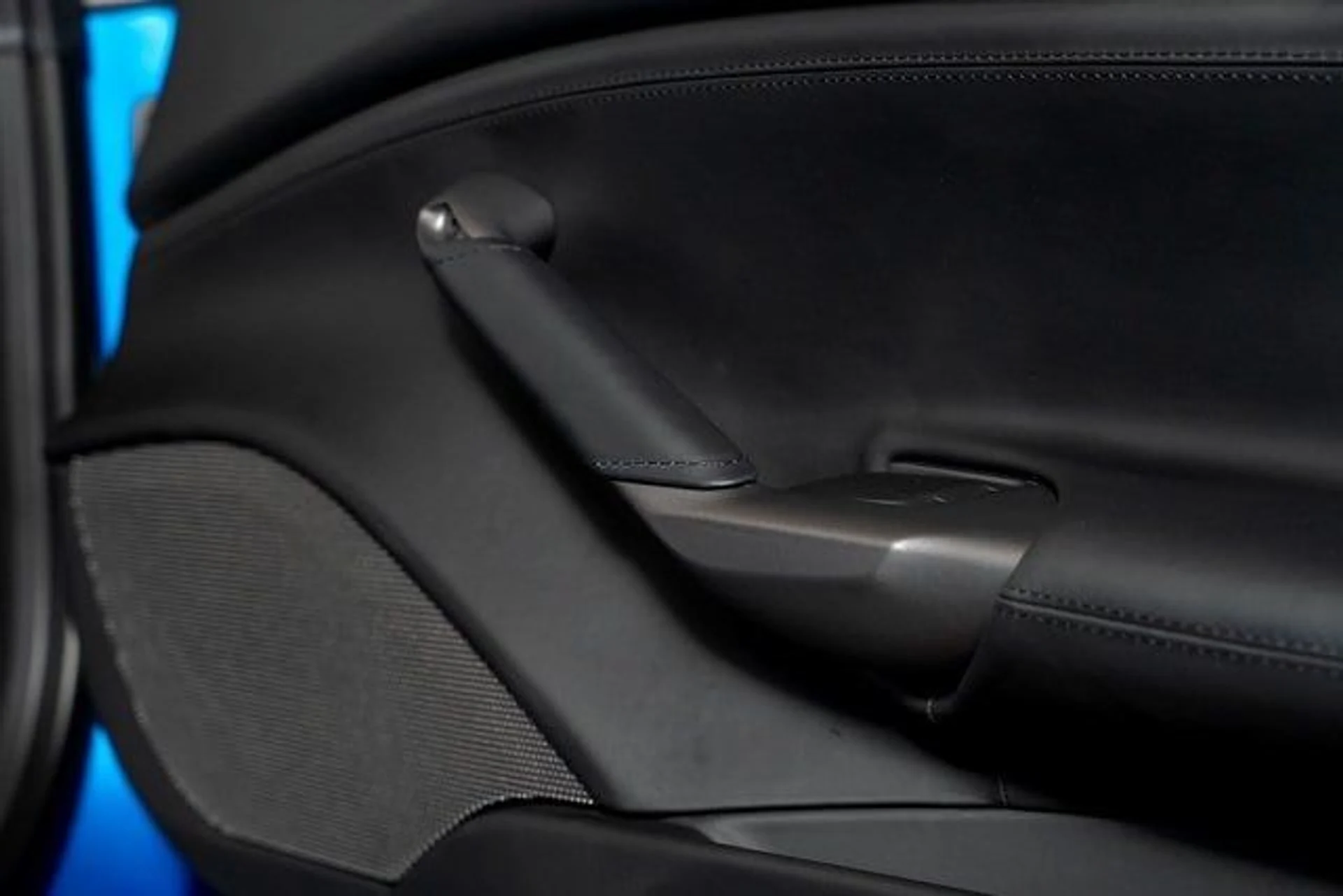 mph056_417085_aa10940a88ba2bf99855ea160858222bx_e418dc520d