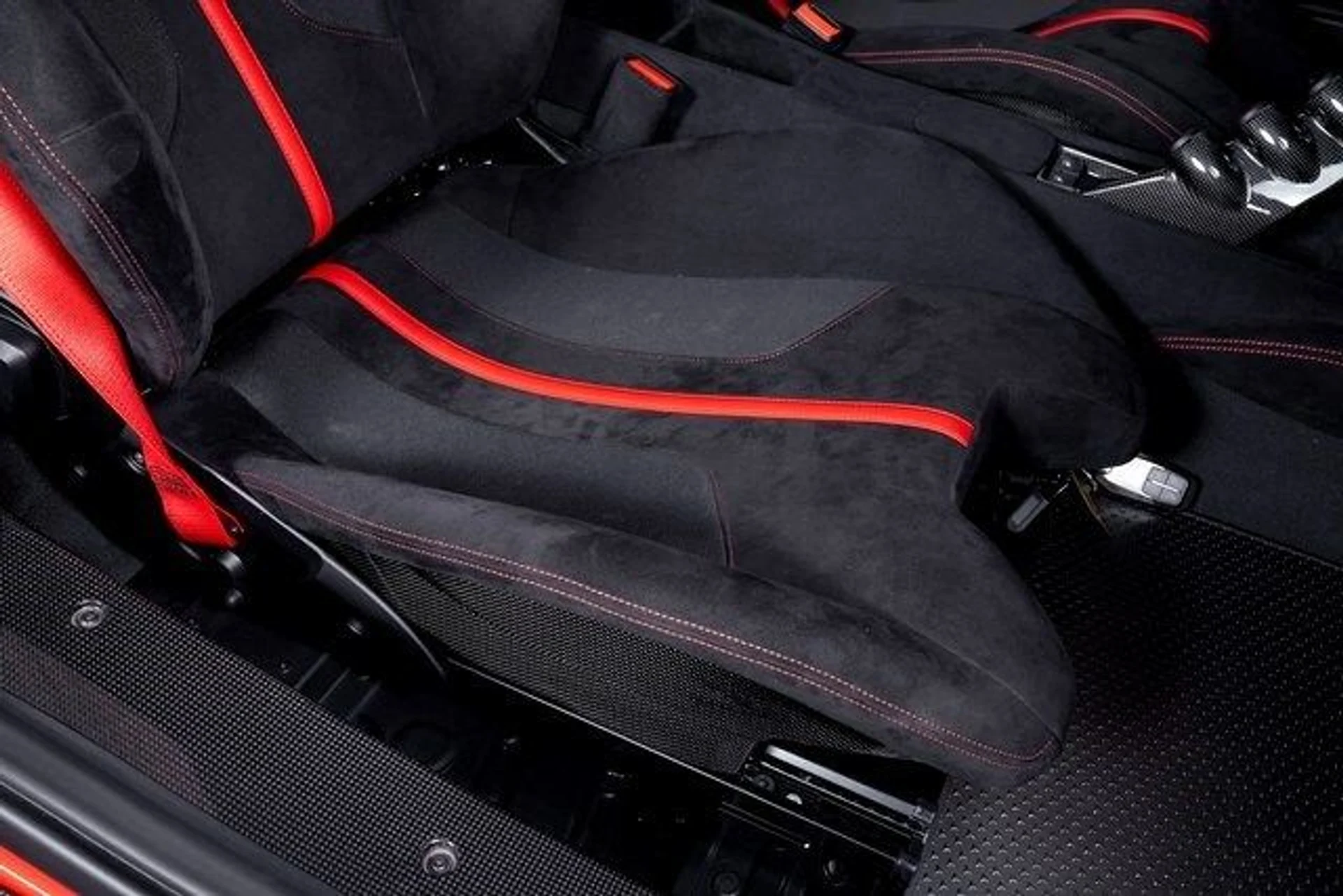 mph056_417154760_3a926e80b21f5c794d86d751cdbd6530x_3c4c7ed350