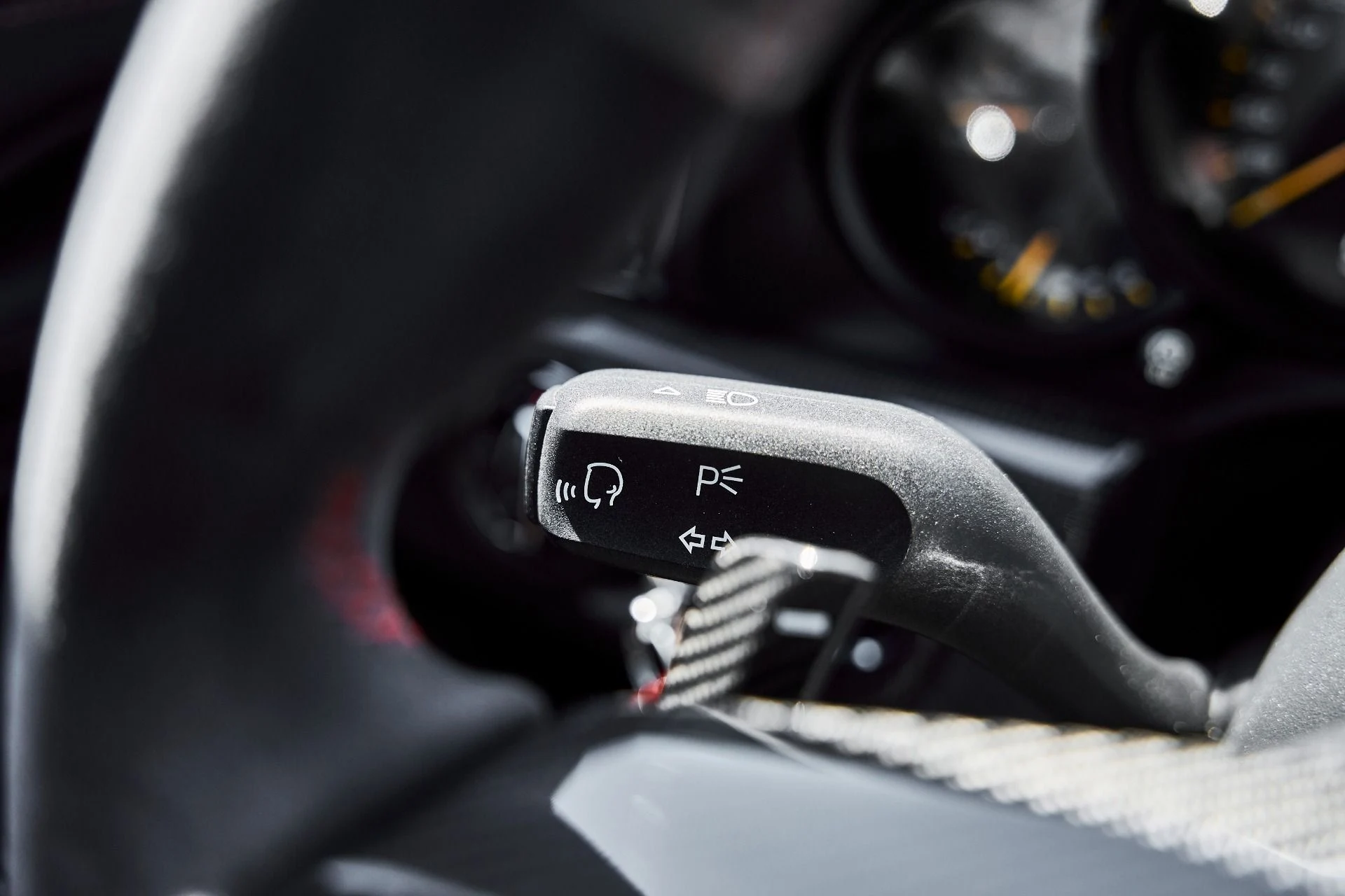 mph056_4186614195_Used_2018_Porsche_911_GT_2_RS_1778880985_6eeac11bf1