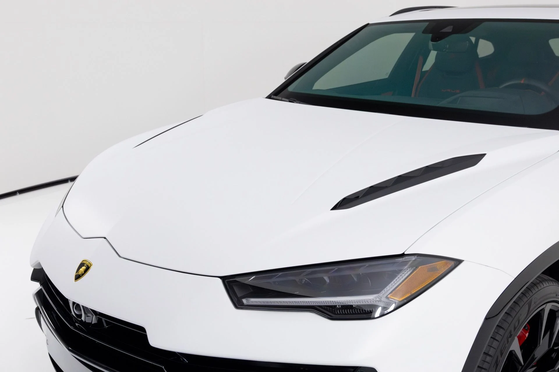 mph056_482292386_Used_2024_Lamborghini_Urus_S_1765302065_7d87663700