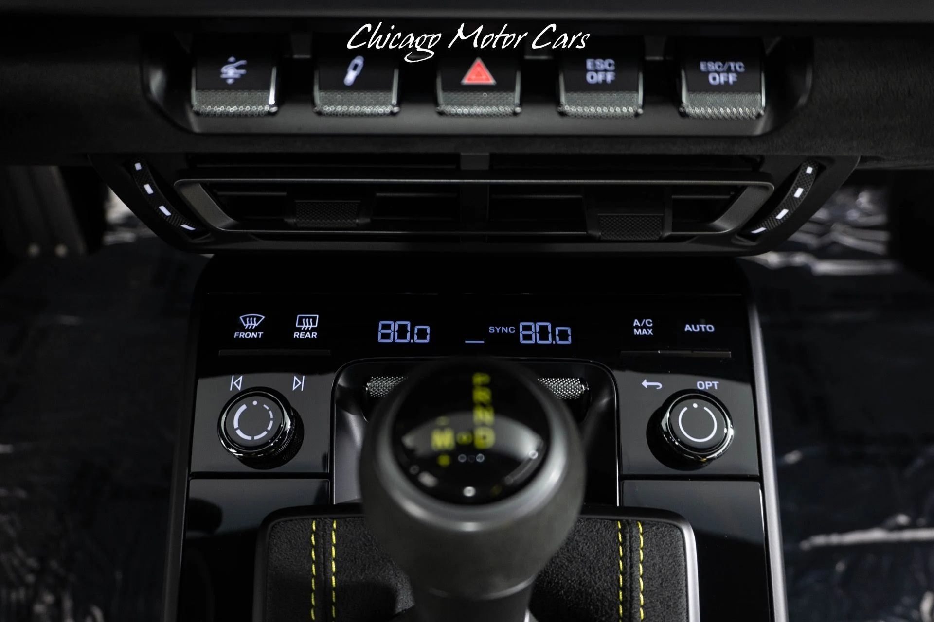 mph056_48873639_13397_p57_l_dbb3723be5