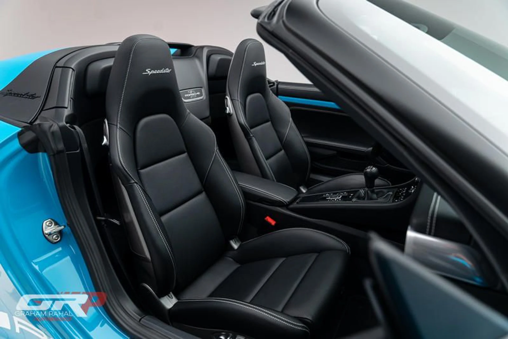 mph056_494293708_95563011_DA_16_4108_BCA_4_36_F55_AE_2_DB_6_F_fbc1023359