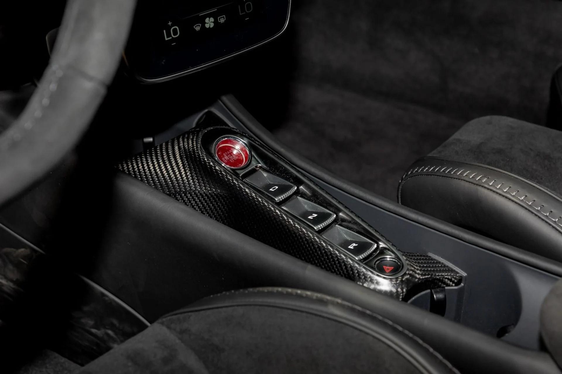 mph056_521914336_396_p57_l_f3536b2e2b