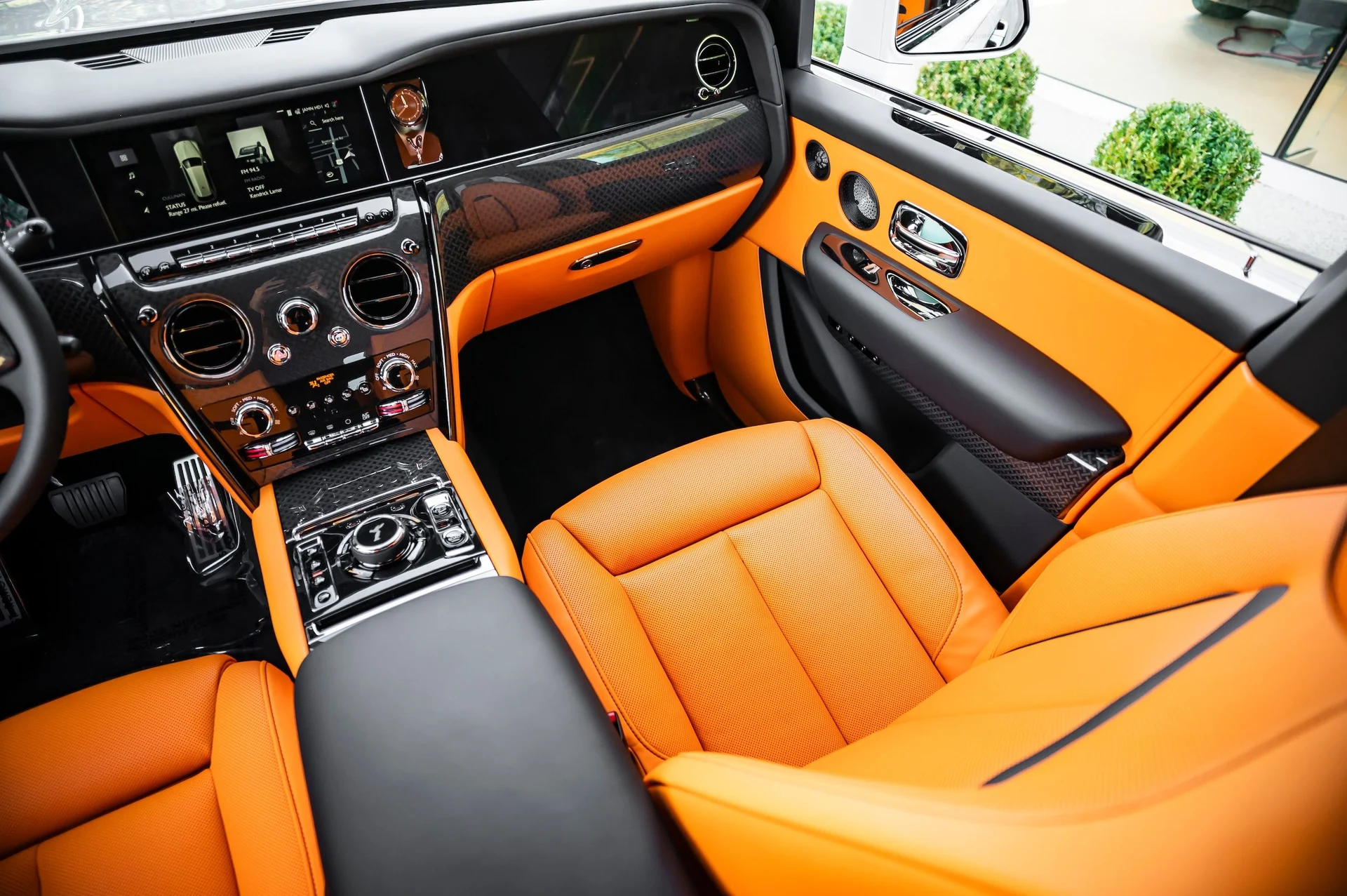 mph056_522820305_906efcb15dd24c67bd75b8cf80b6ef06_f9570512f2