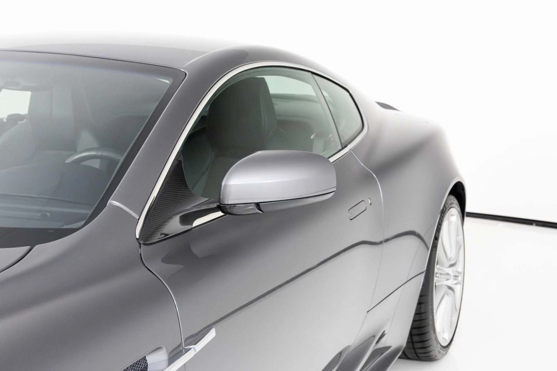 mph056_532391769_Used_2009_Aston_Martin_DBS_1763602403_99c7841c3e