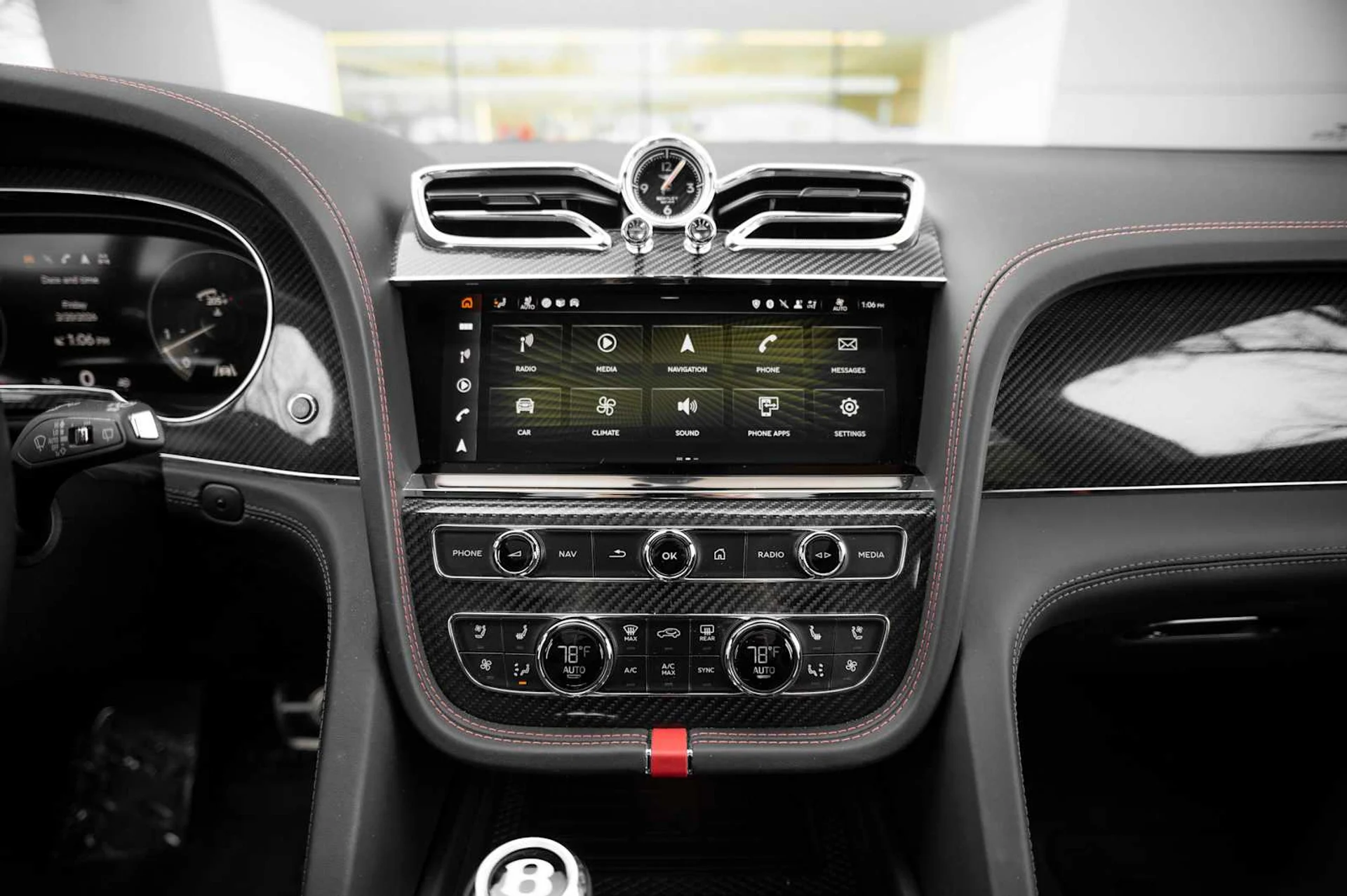 mph056_568676315_be76d2df3f2a58087e57409471462a79x_e4b5a080e9