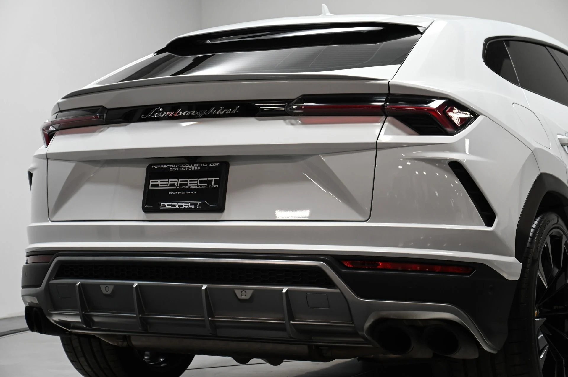 mph056_584917340_Used_2020_Lamborghini_Urus_1770313419_2259608d49