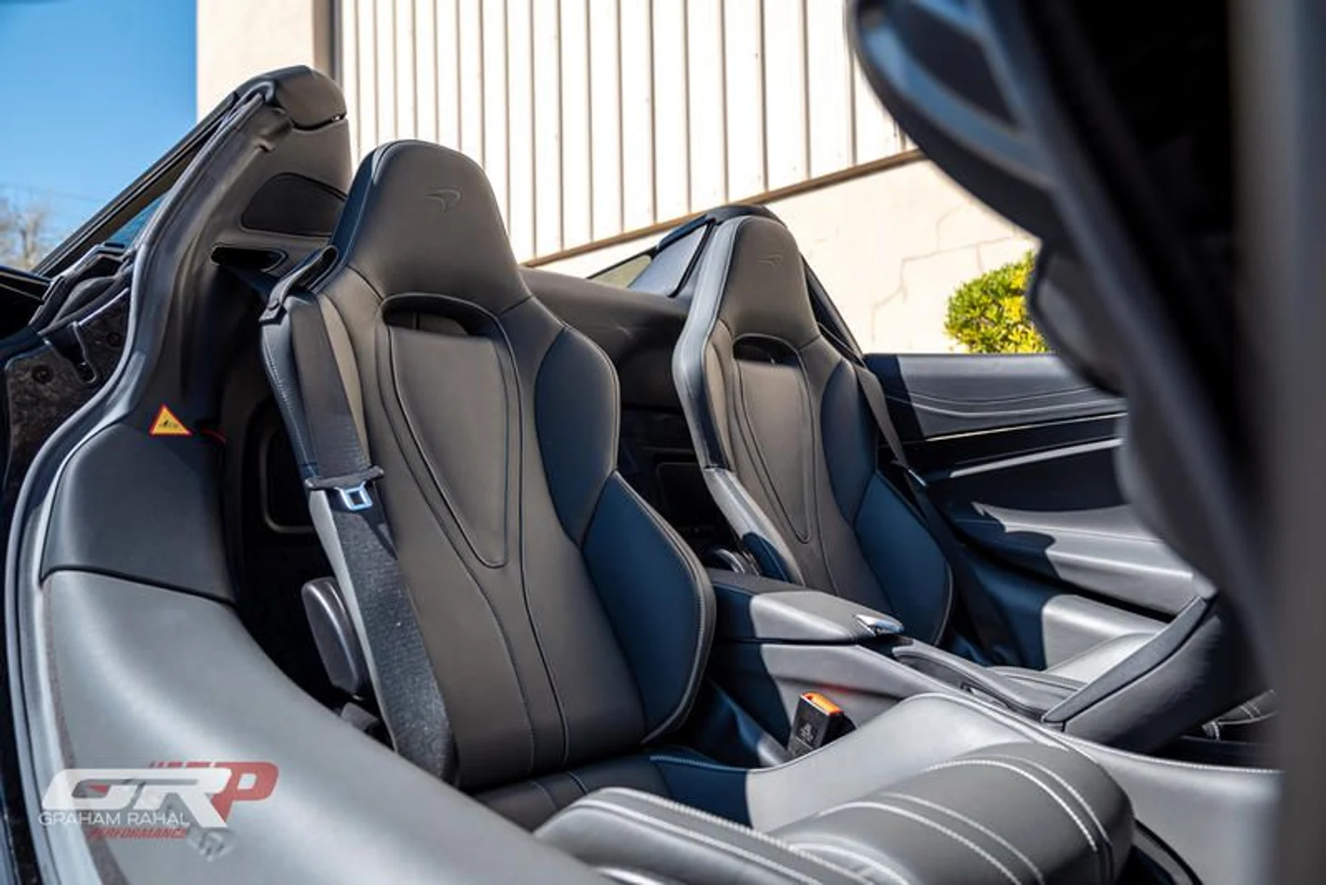 mph056_612079562_B5_C703_DB_59_B6_472_F_91_EF_81_CF_3415_E07_B_2da5824956