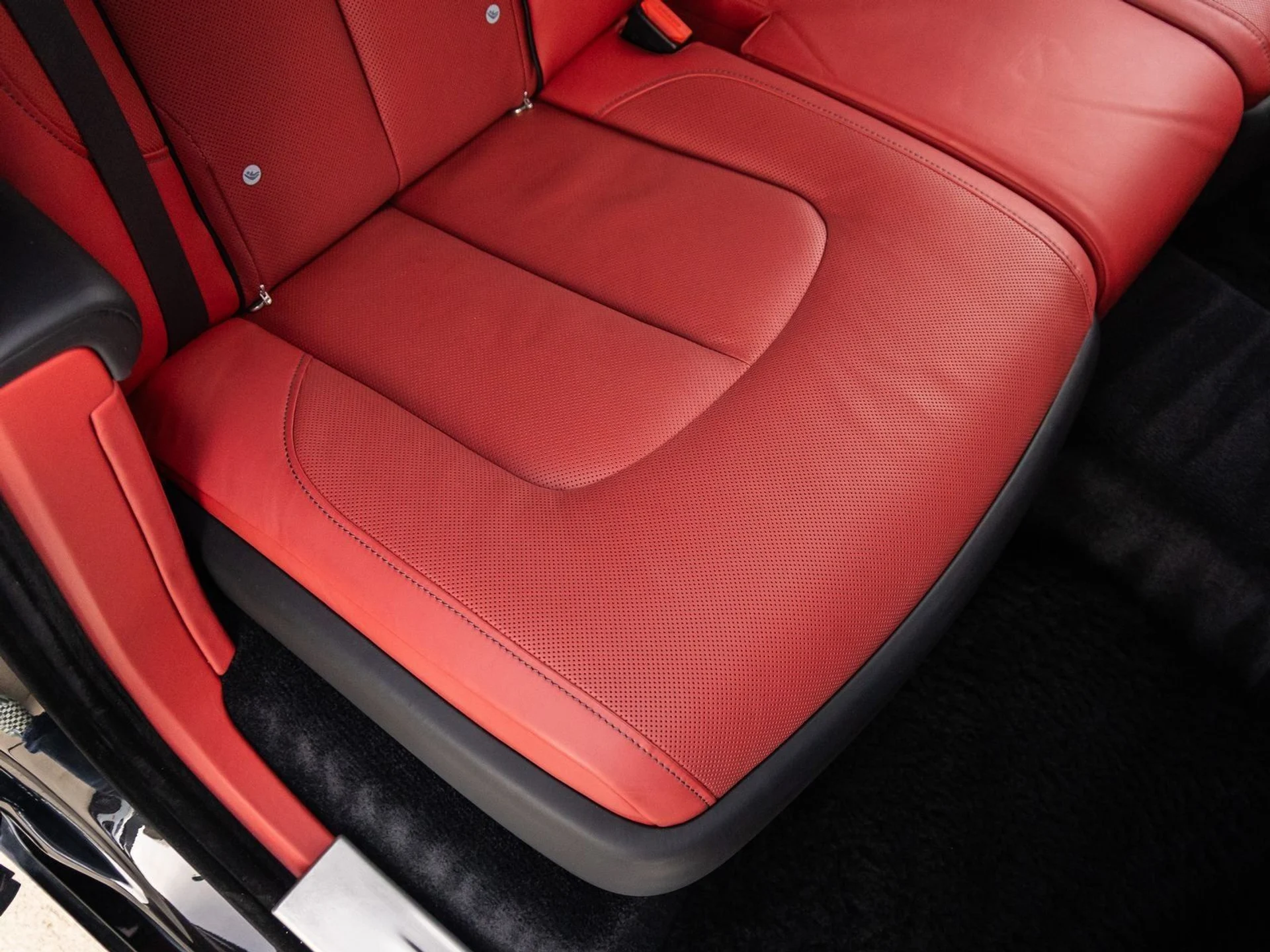 mph056_612879744_57_b1ed618d8d