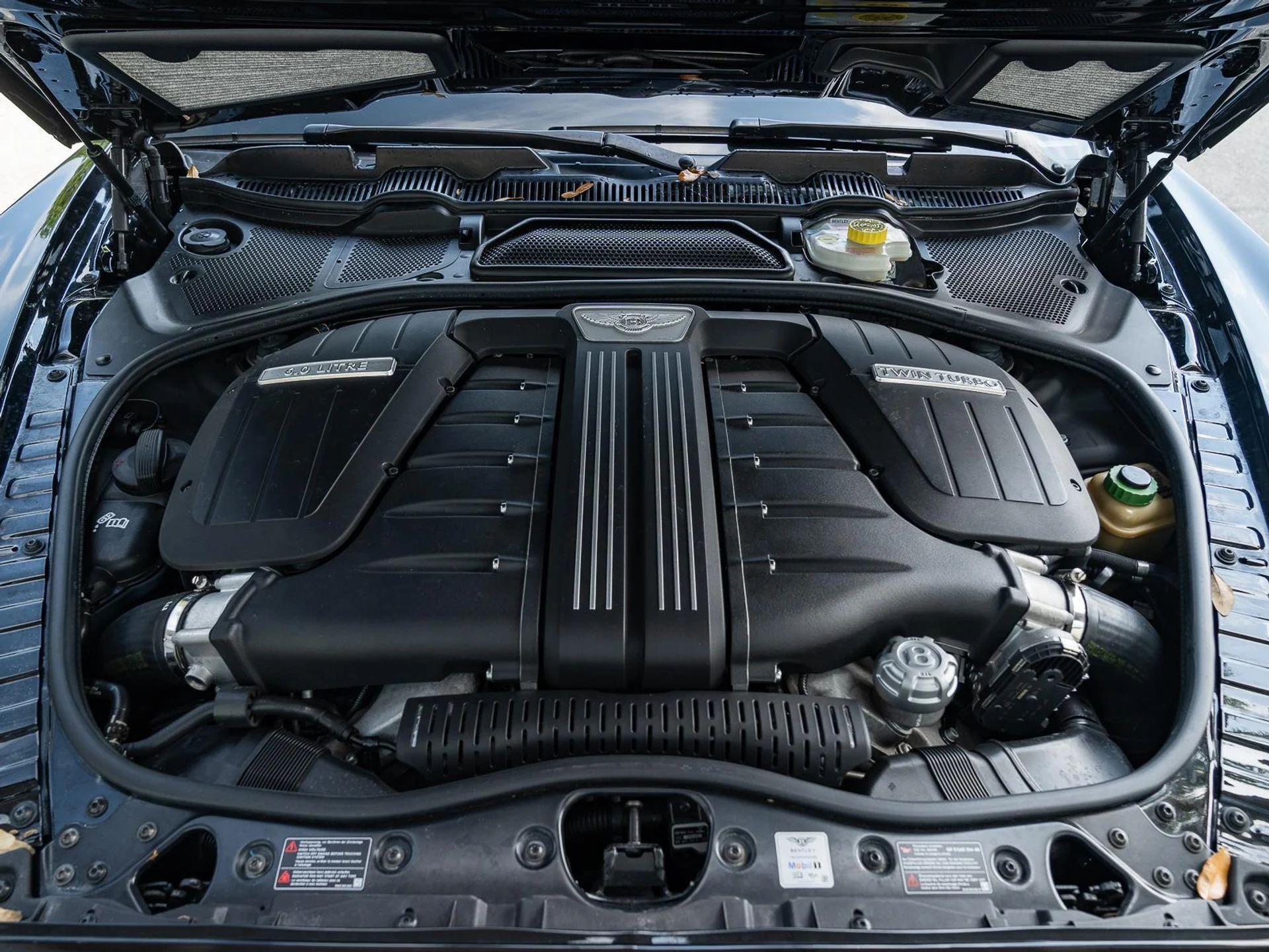 mph056_631475553_Used_2016_Bentley_Continental_GT_Speed_1774476167_3b10771558