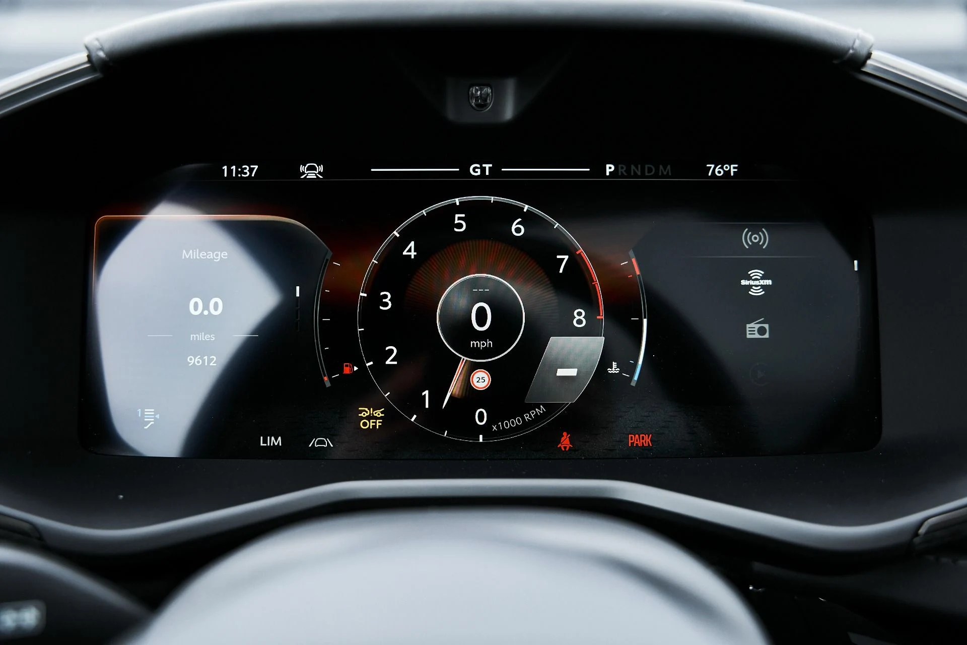 mph056_637974456_Used_2025_Aston_Martin_DBX_707_1775008030_49e173419e