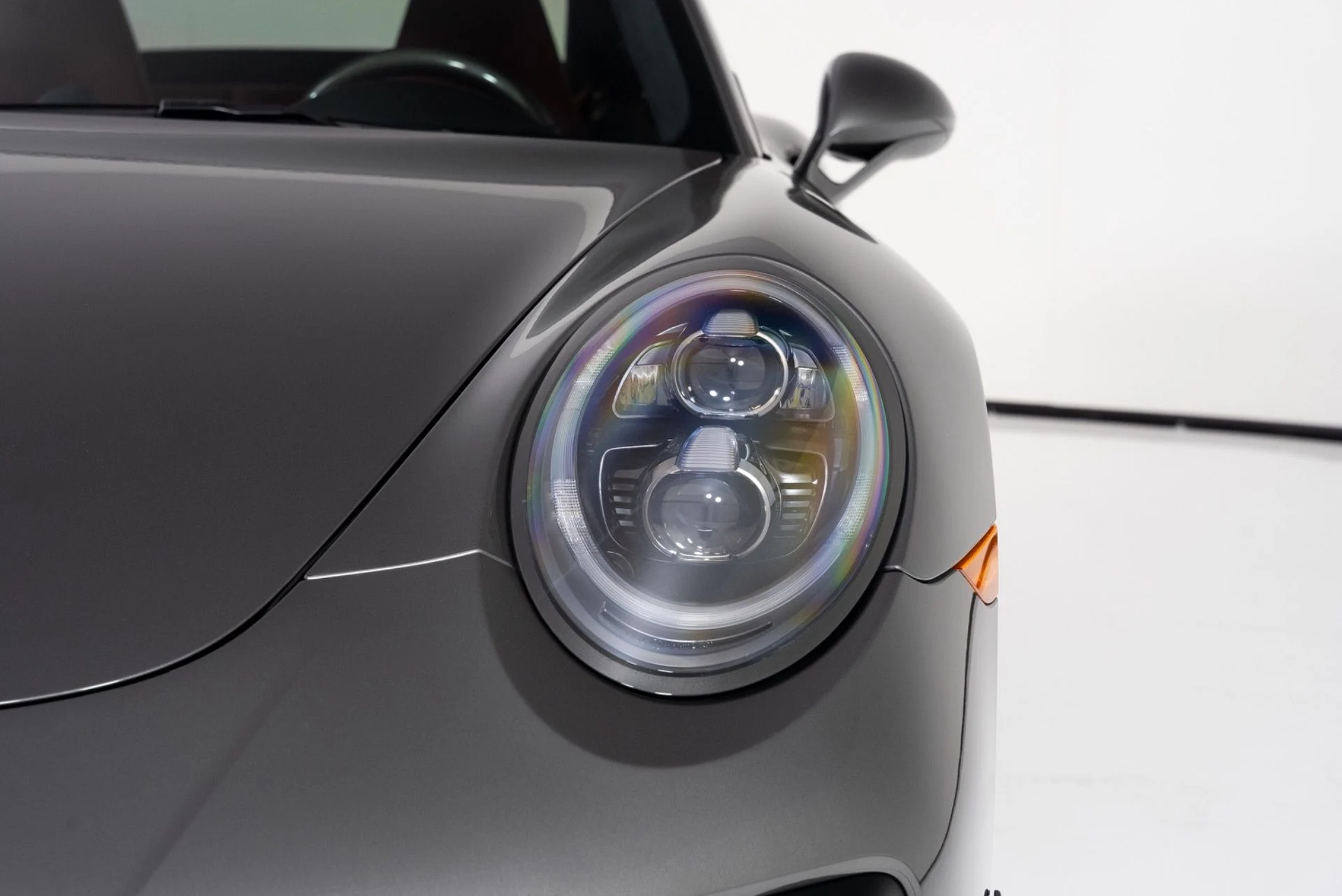 mph056_657017403_Used_2019_Porsche_911_Turbo_S_1774999656_1d4ff26e0d