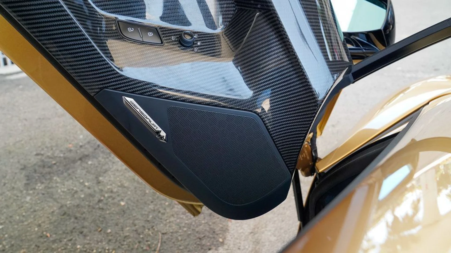 mph056_663102083_used_2019_lamborghini_aventador_svjcoupe_14354_22854192_57_1024_4c2fdba6a2