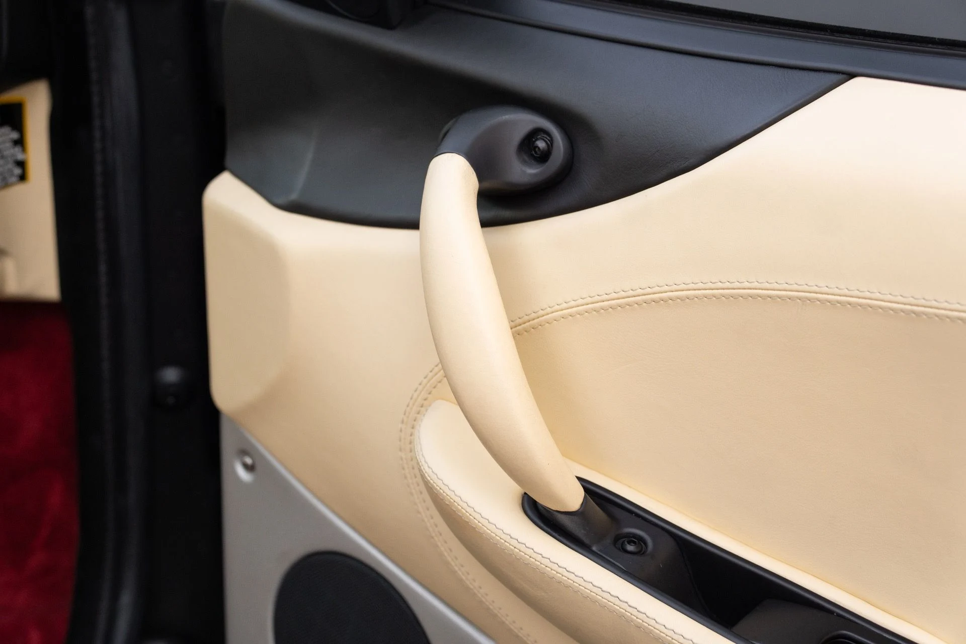 mph056_707167696_Used_2000_Ferrari_360_Modena_1772217645_fbae16861d