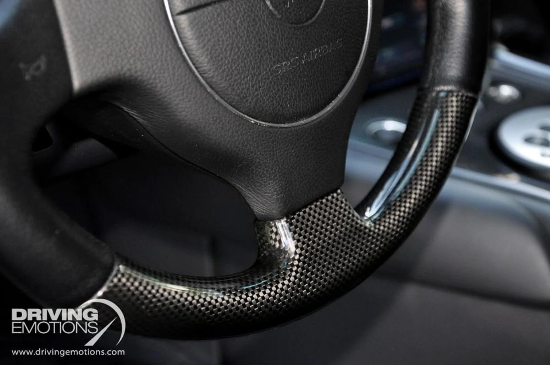 mph056_71360675_15_p57_l_cc115cf9bb