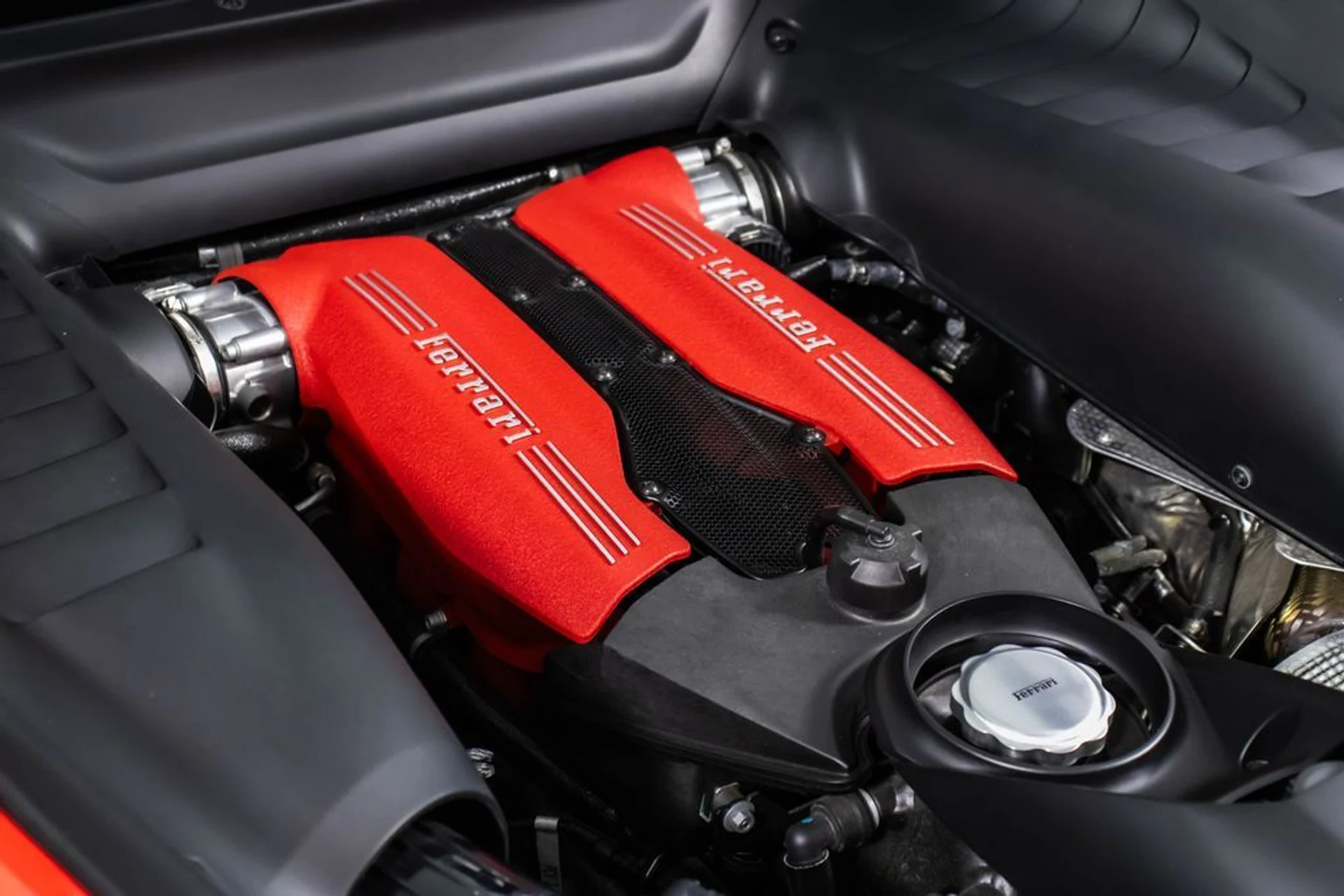 mph056_762993049_4a499ad87c41b34362242d50b0b56fa1x_9fcaa60350