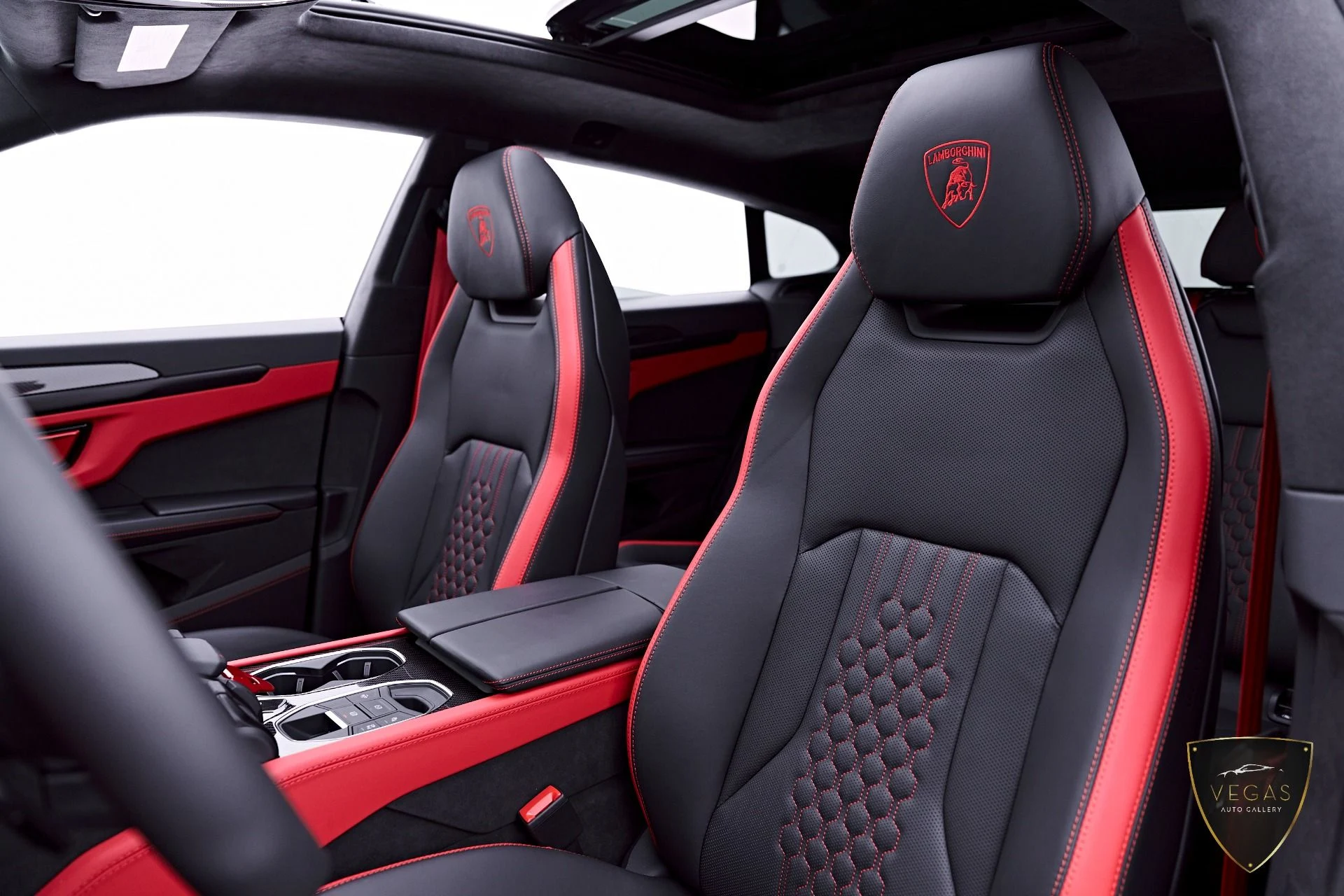 mph056_765437380_Used_2026_Lamborghini_Urus_SE_1782163600_ed8f91ab27