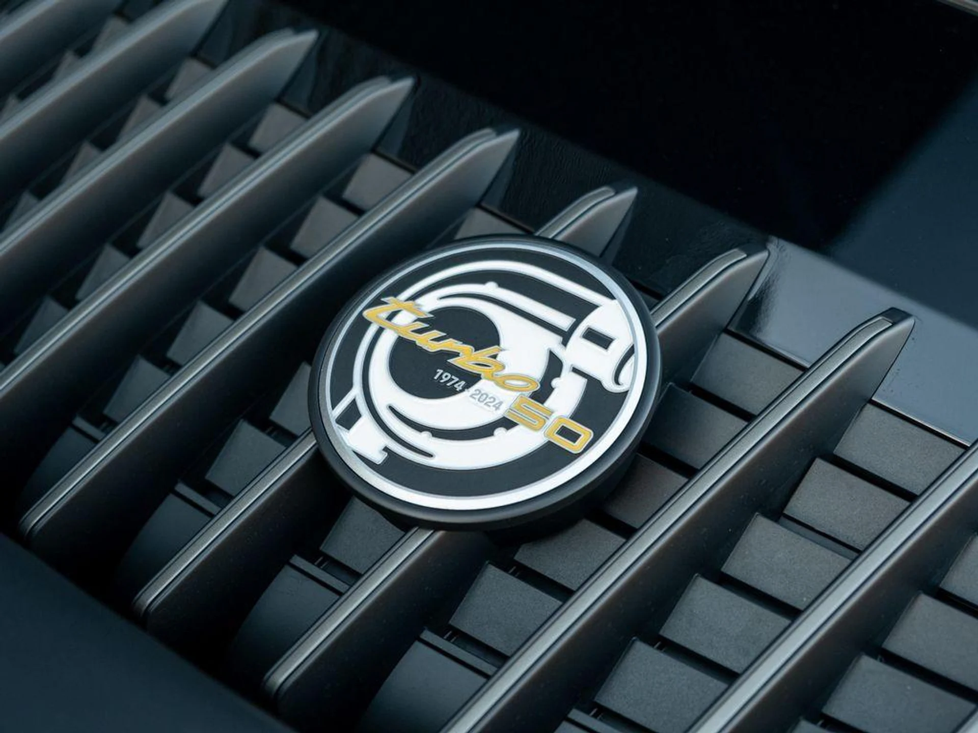 mph056_79986956_j_Xx_Iev_Glv_EW_5kl_R_CWP_6i3_Y_Nc_U_d23f0e1d68