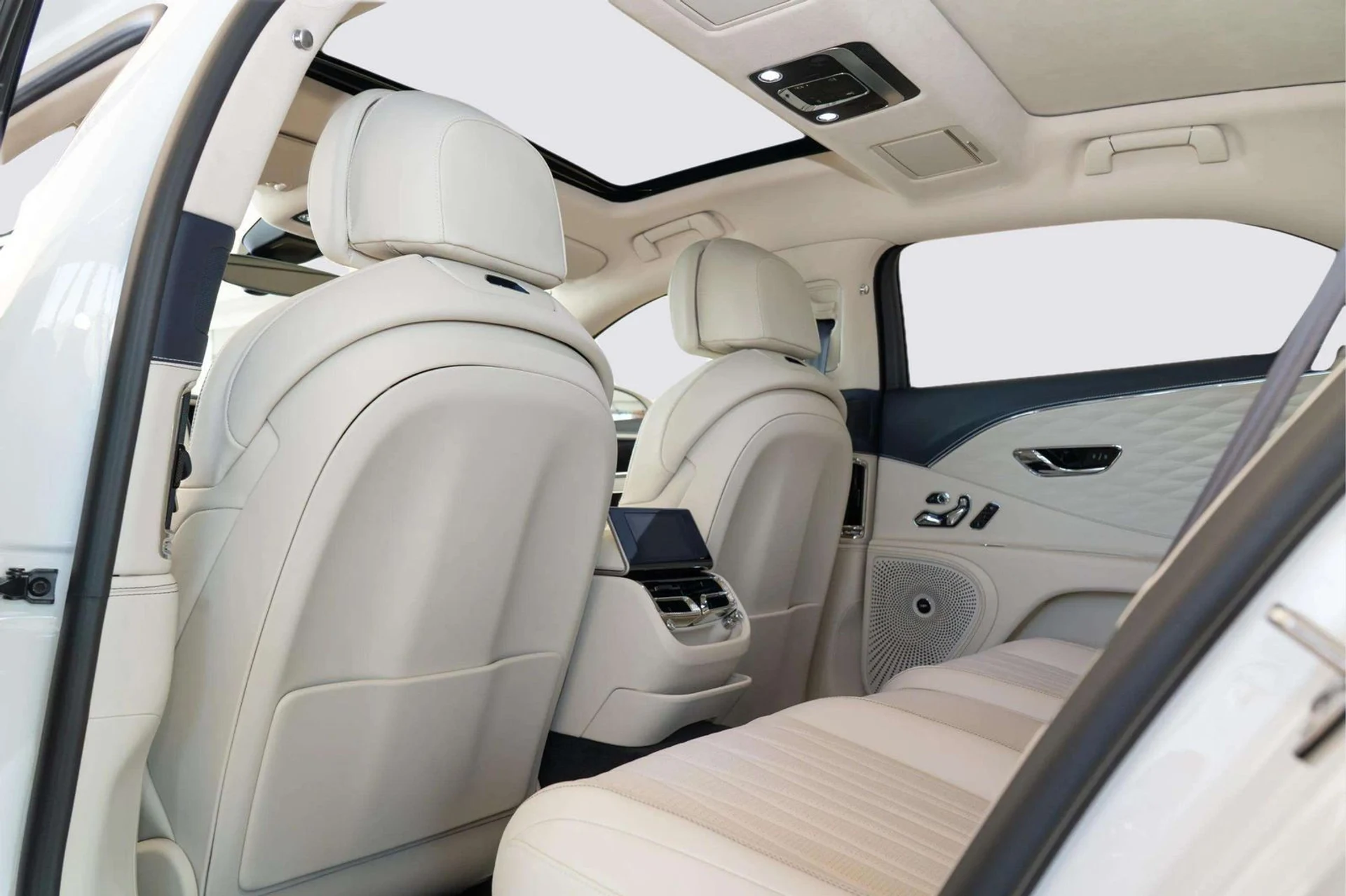 mph056_816579642_7c1e13c0_1976_4366_b2df_5147aa25eae4_ba2e08f948