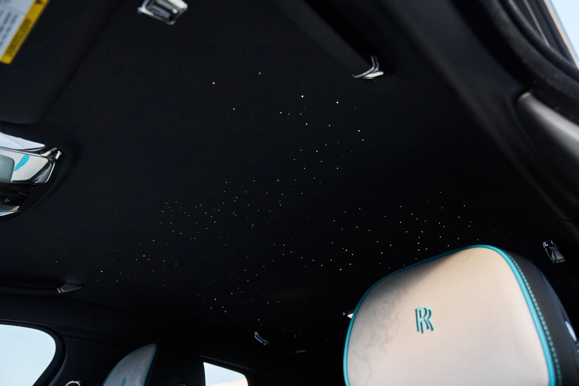 mph056_821860138_Used_2025_Rolls_Royce_Ghost_Base_1770087479_8520551fad