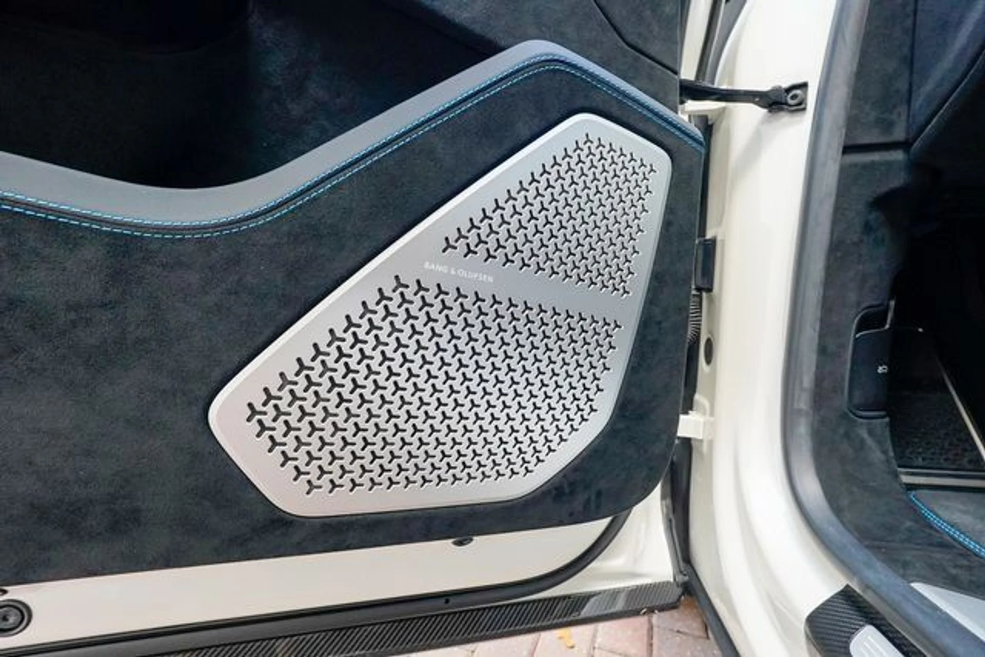 mph056_827629449_22993251_57_1a237d02e0