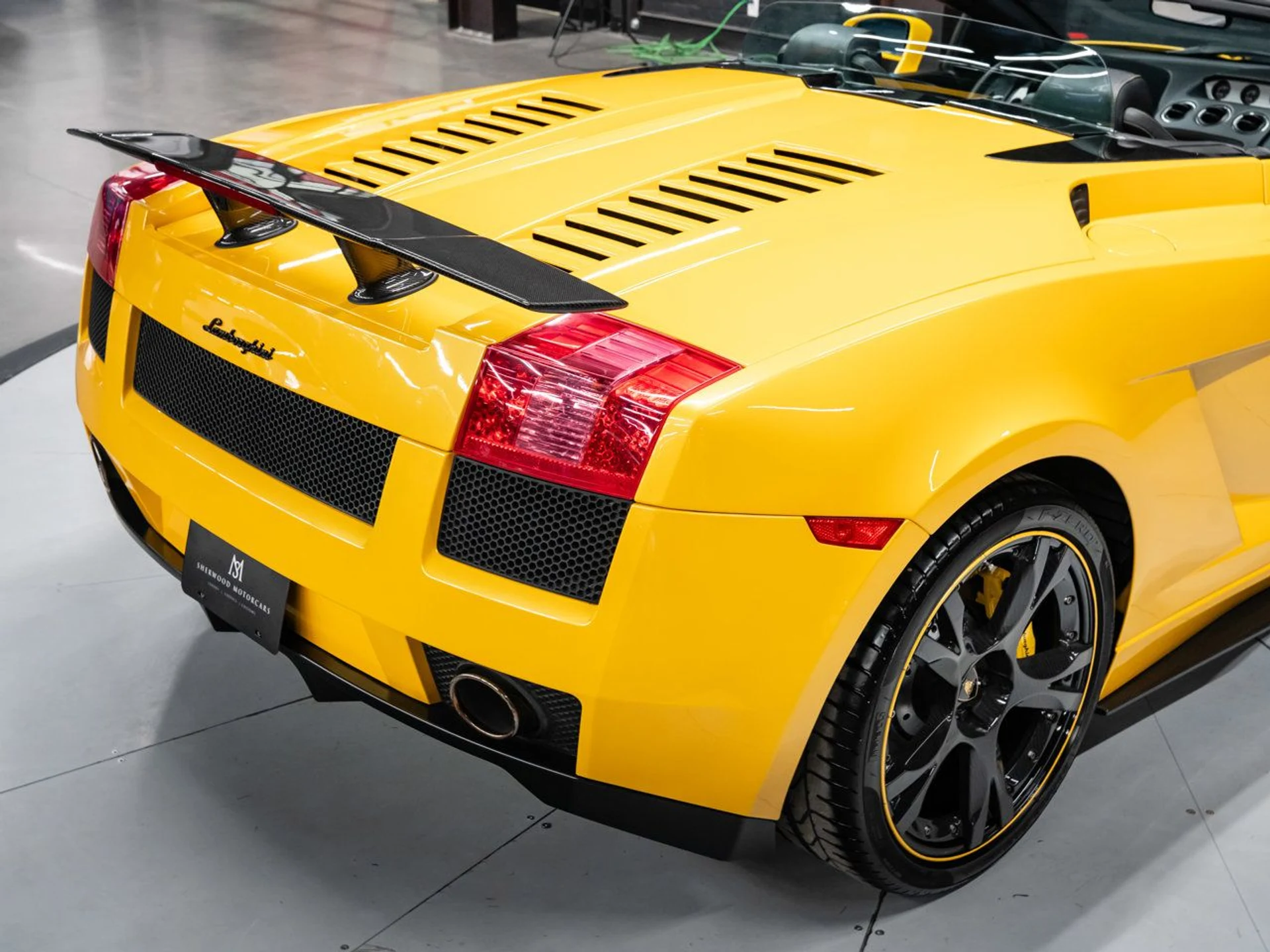 mph056_853899181_lamborghini_gallardo_2006_3346180b0c