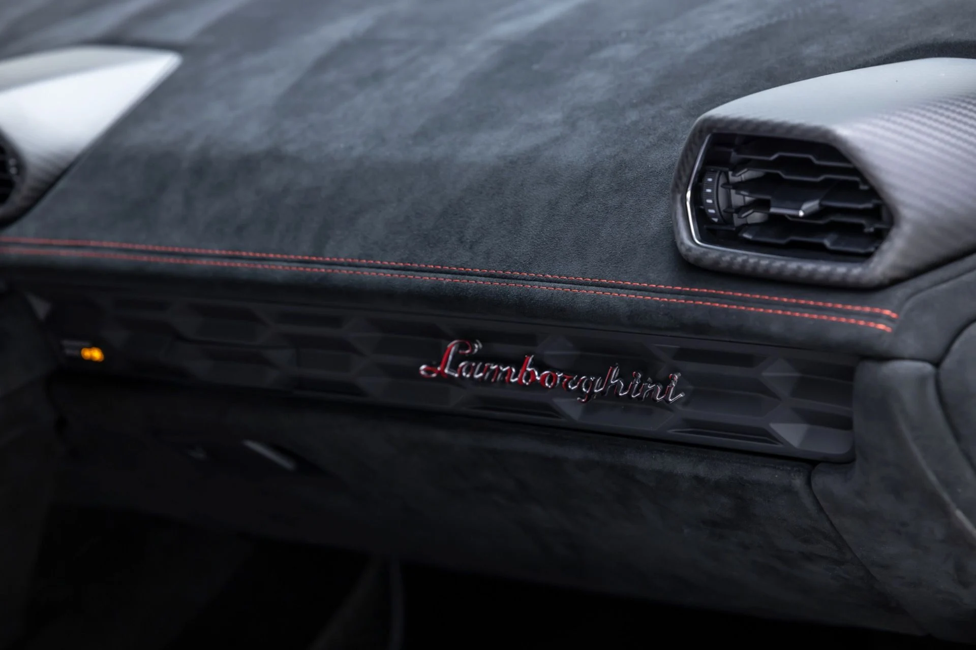 mph056_86201947_13197_p57_l_9408cb0620