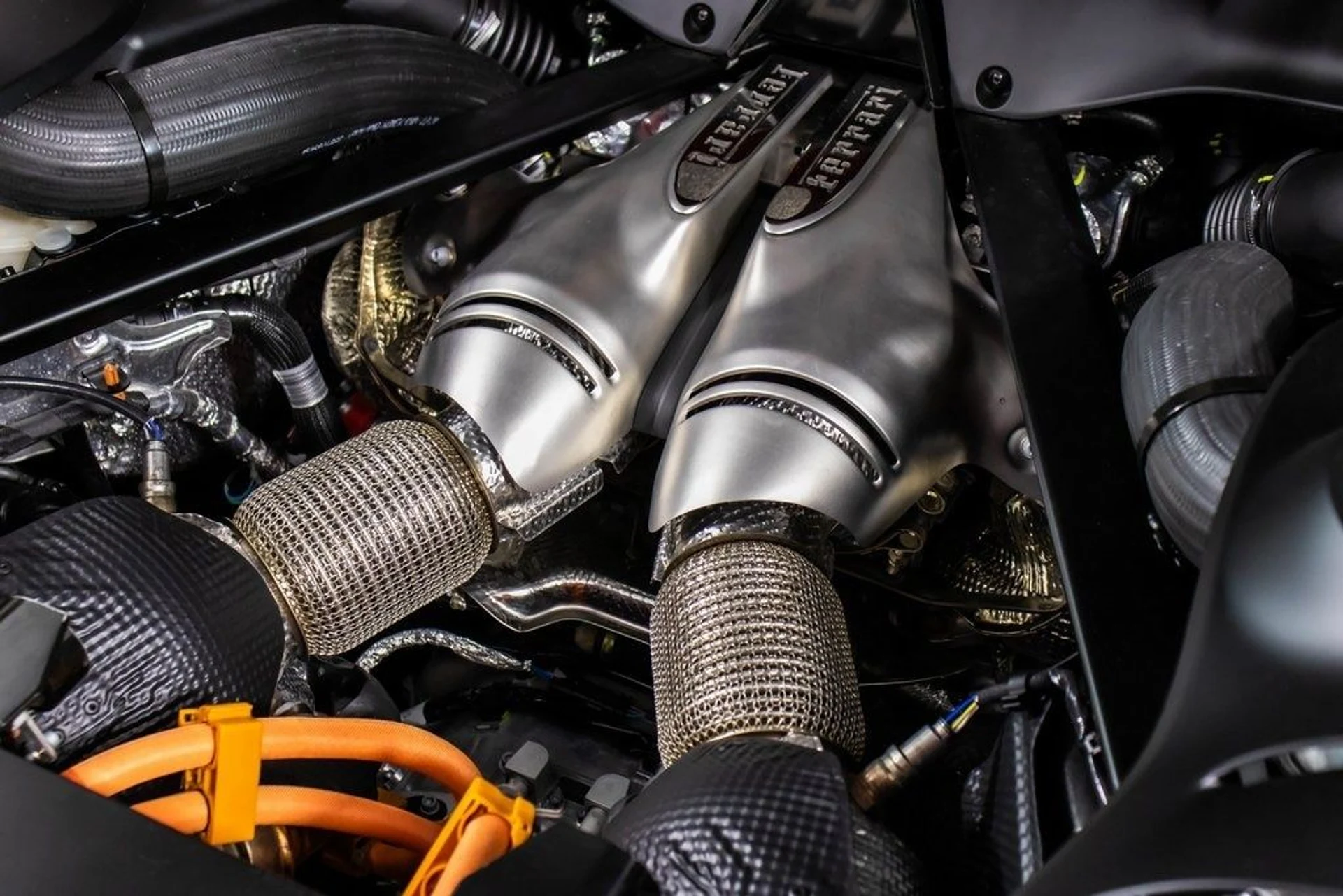 mph056_871027095_e6244b35705f2c673c93dcdd2934ee3cx_d0079256be