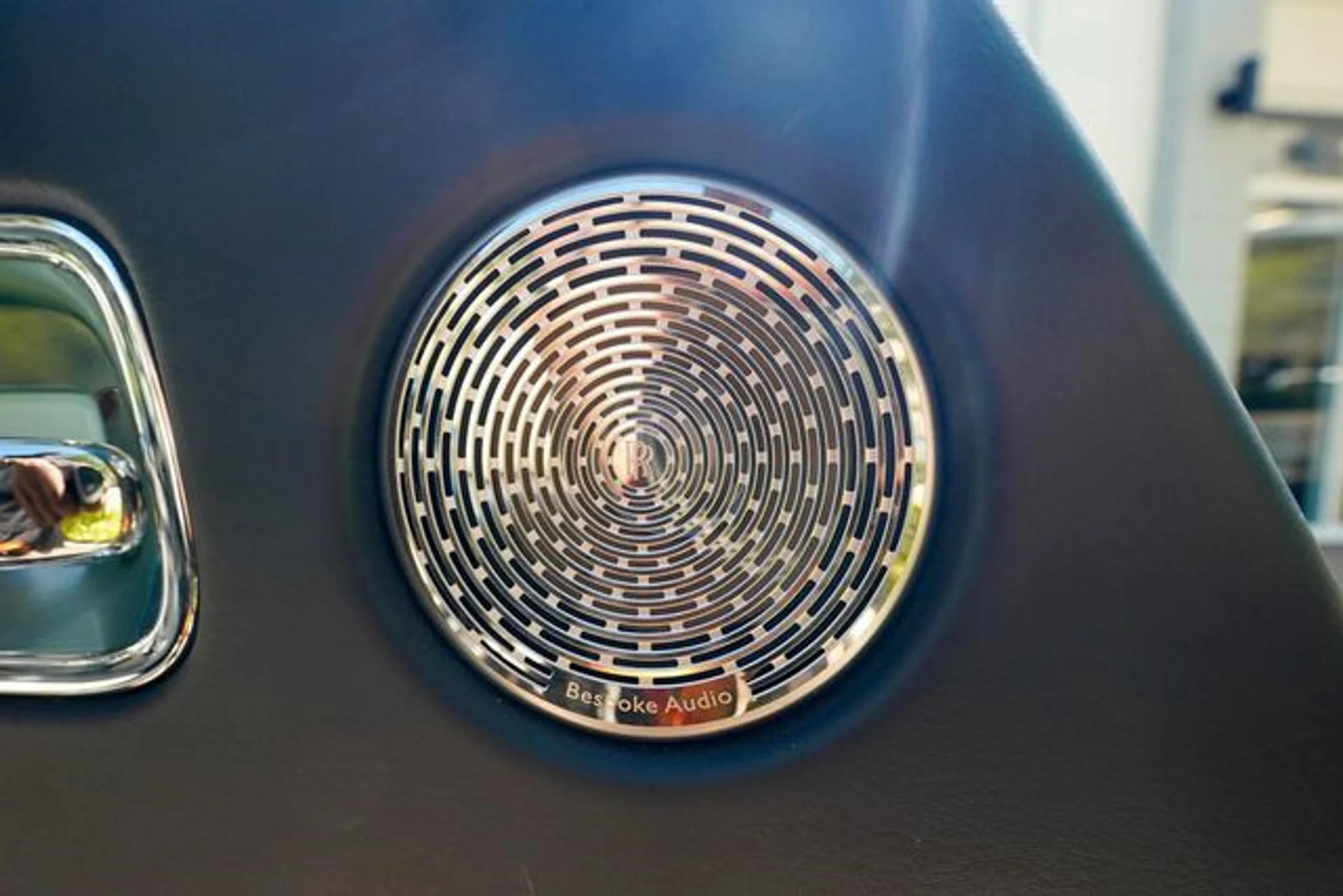 mph056_89867252_23014492_57_807573a225