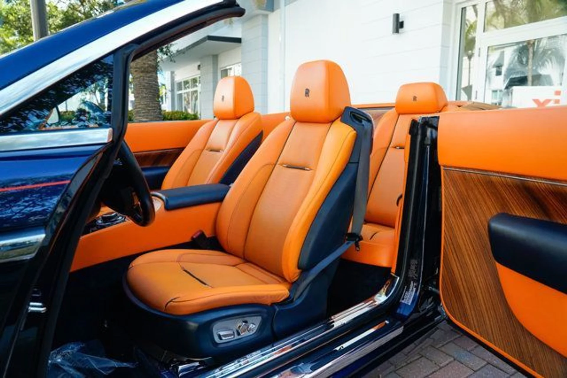 mph056_899018448_22939978_57_640_e60a782c41