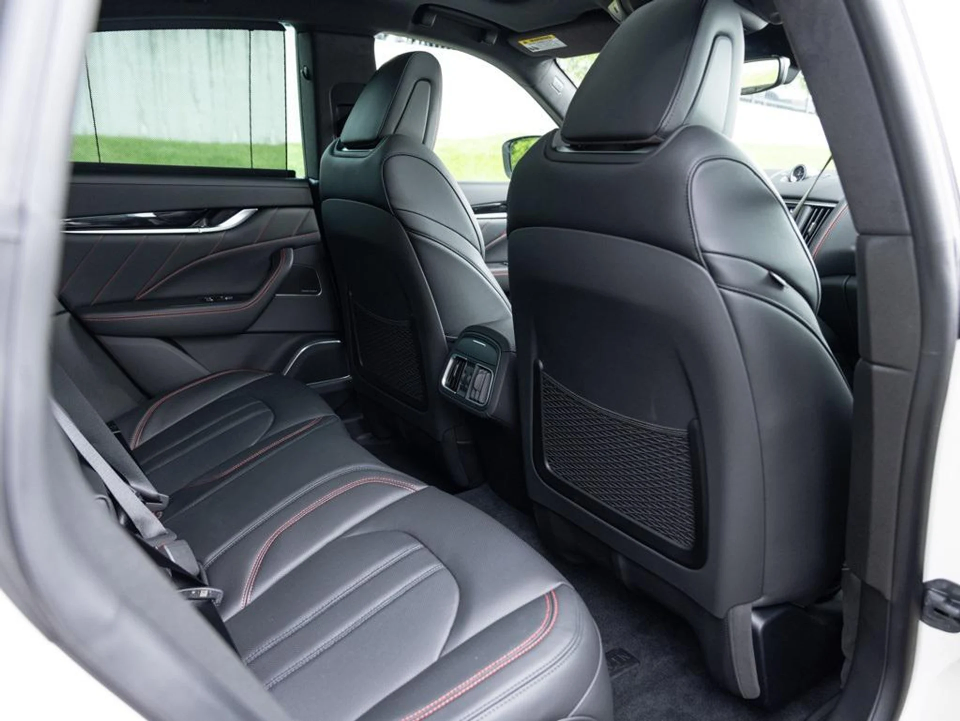 mph056_906000959_478444804_692f066c0d1b9ac3fcfb9c92_5c551e38e8