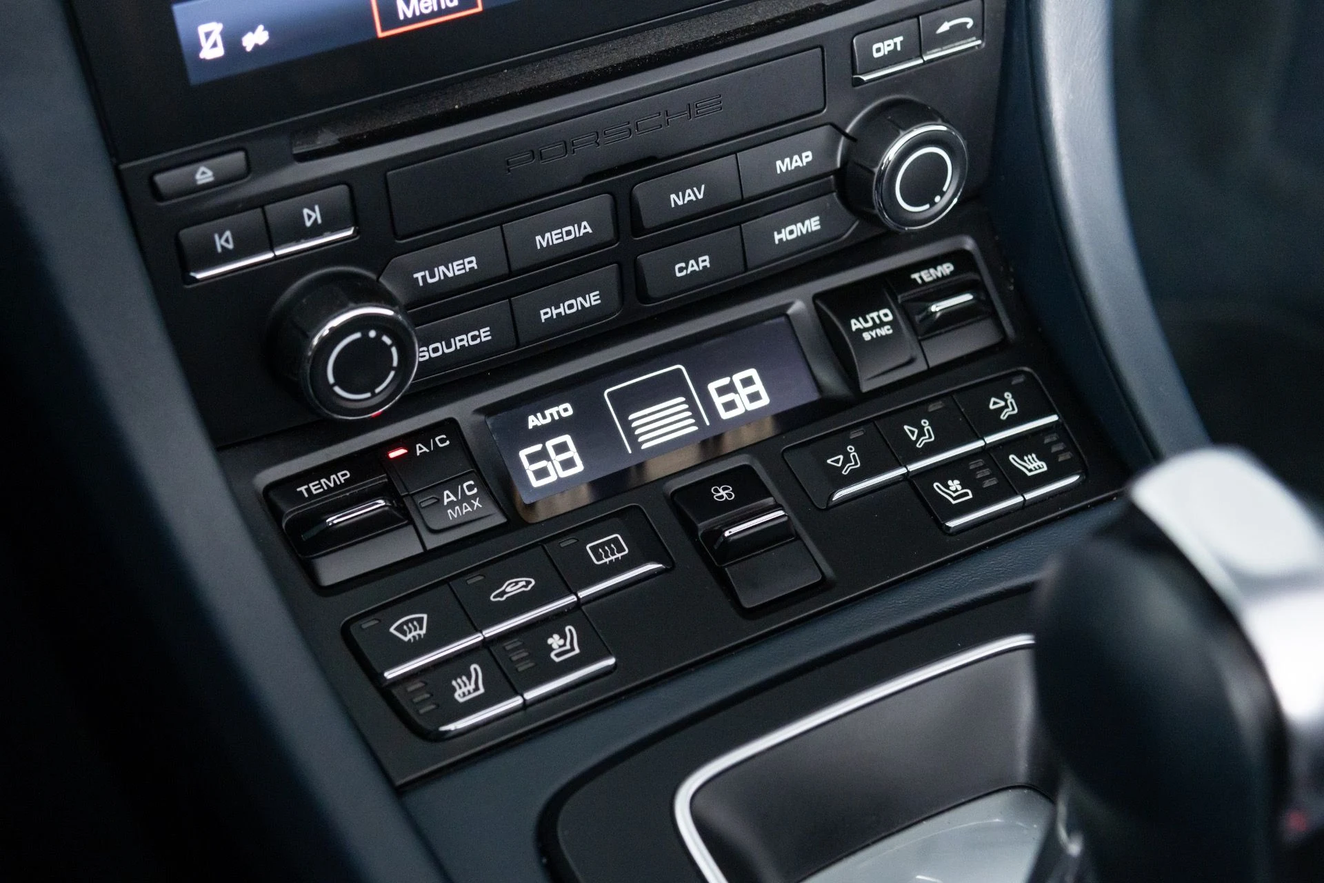 mph056_918874272_Used_2019_Porsche_911_Turbo_S_1782003304_f07b731f7f