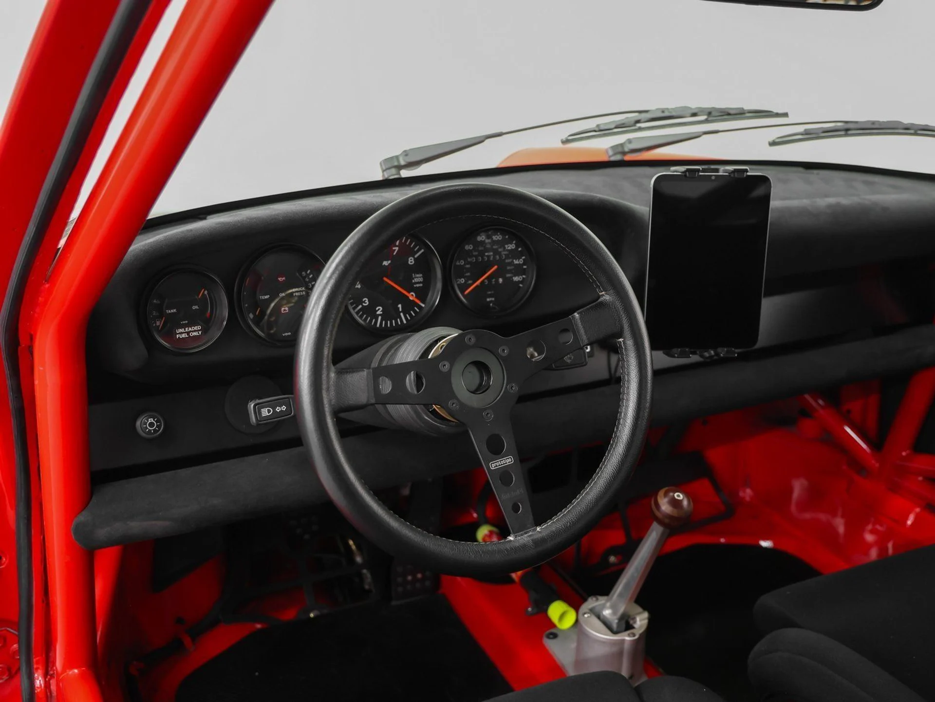 mph056_95766541_57_0fcbb98a43