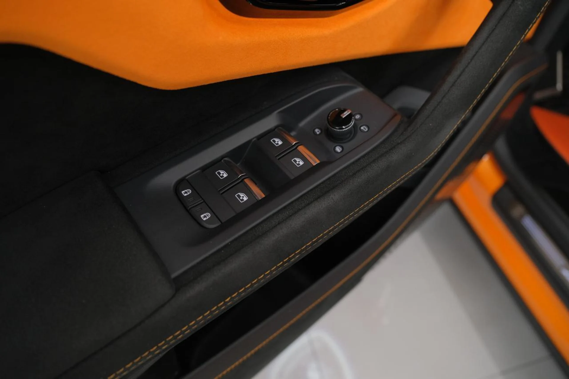 mph056_984822871_355b21f86b4225e877b7692d9d540b0d_079545e618