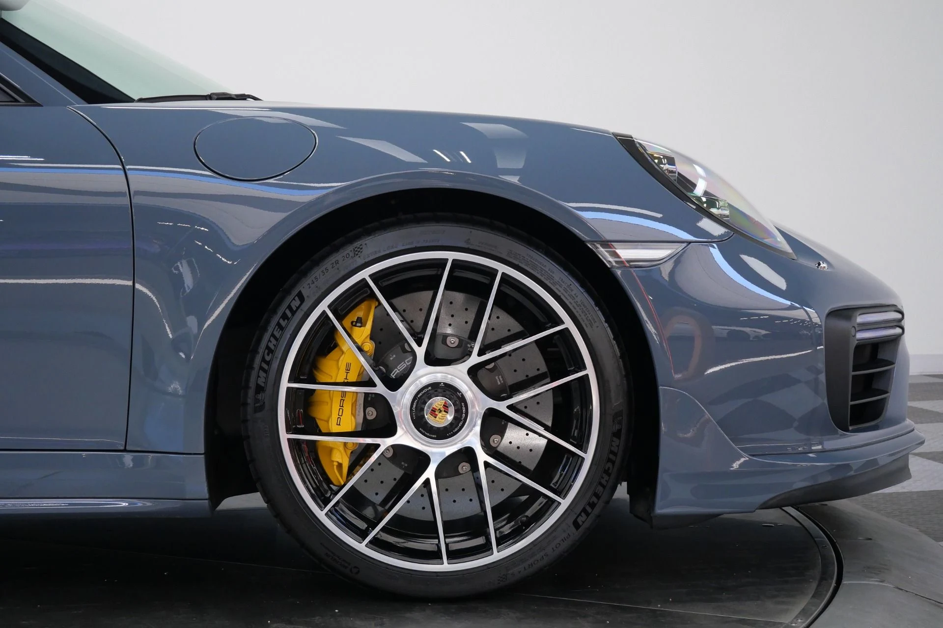 mph057_1018317383_Used_2017_Porsche_911_Turbo_S_Aerokit_Turbo_Burmester_Audio_1781208187_29771b8e83