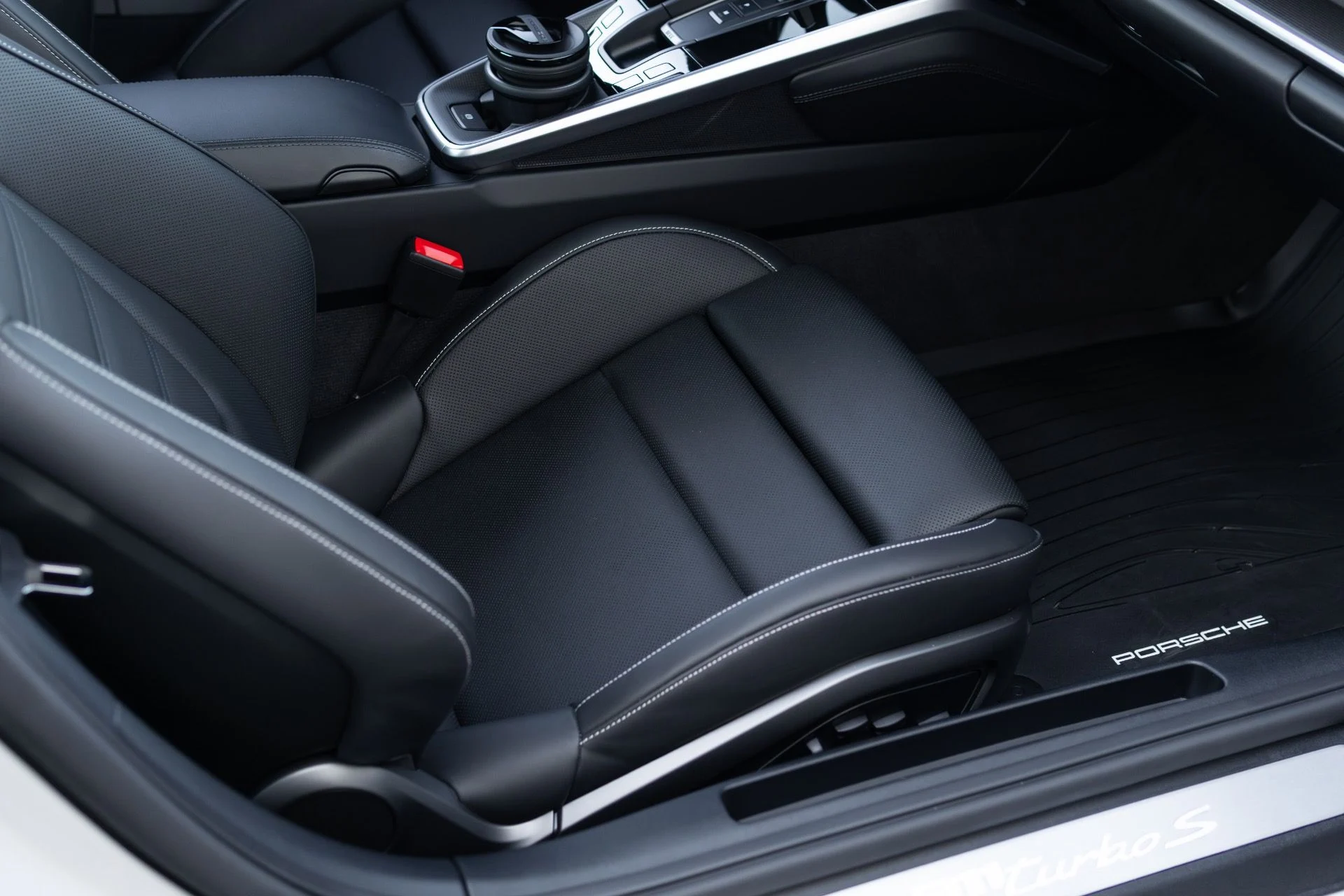 mph057_1050664800_Used_2025_Porsche_911_Turbo_S_1770437451_8236b3e00a