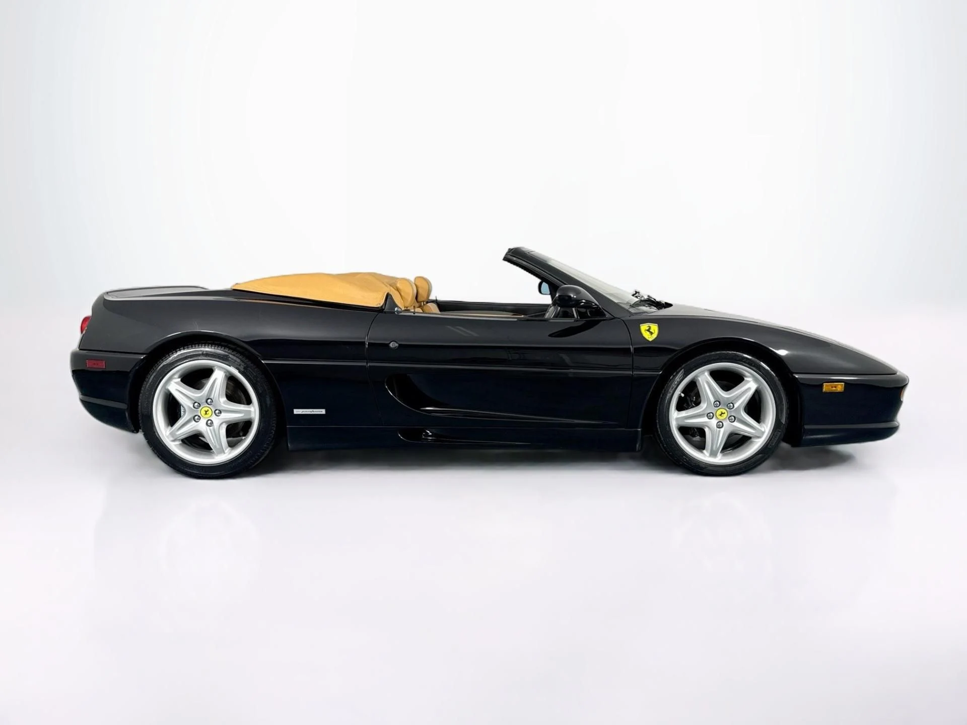 mph057_1062371284_Used_1996_Ferrari_F355_1784240901_d54bf4e799
