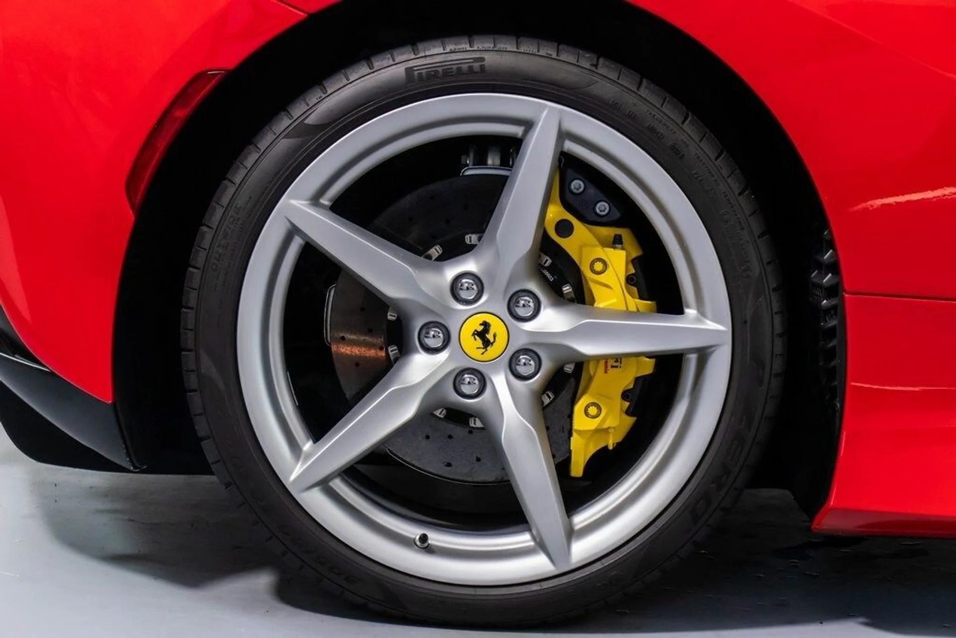 mph057_109063507_ff675930de9655b8118ef095b4c67570x_7f14e566b7