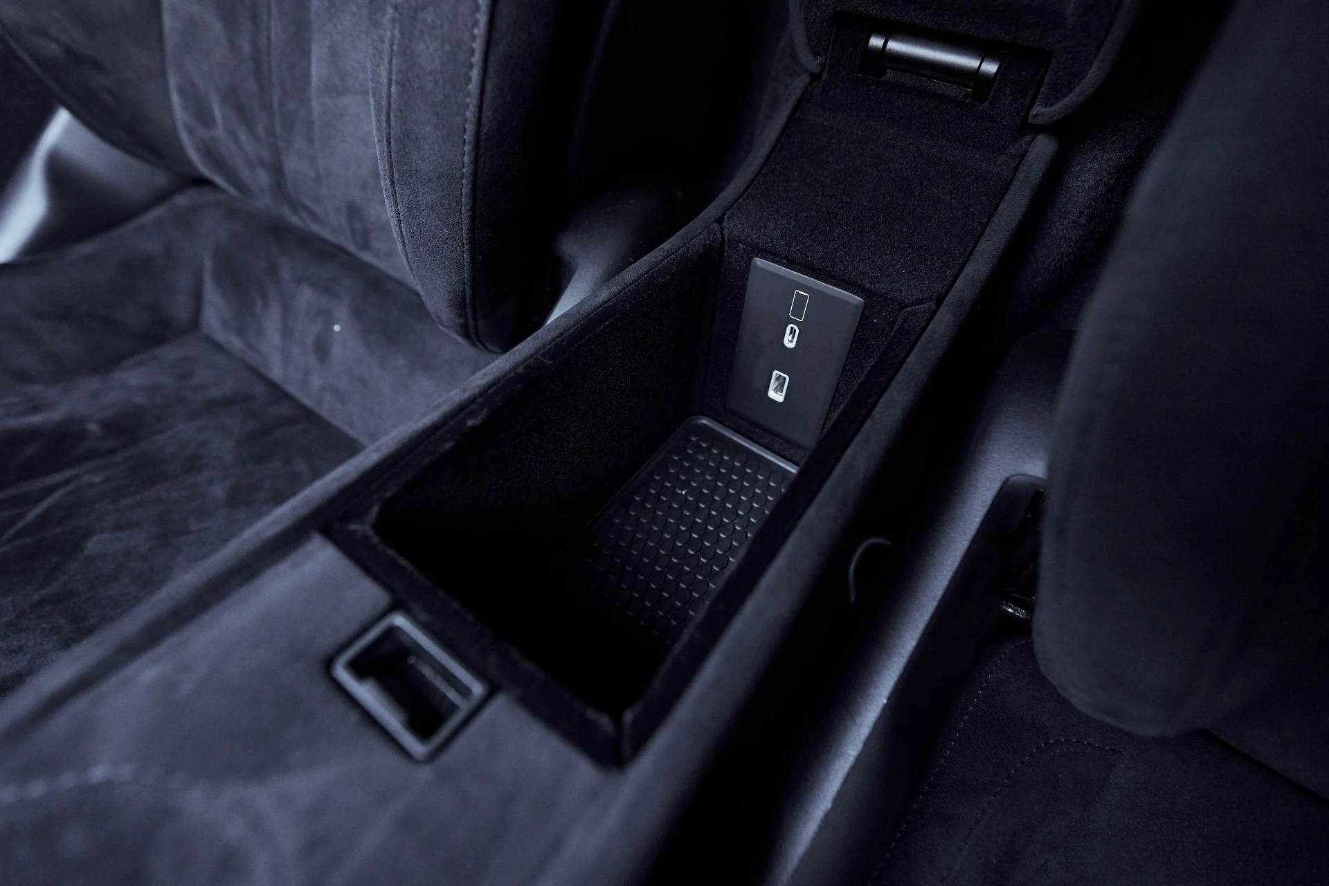 mph057_110135998_Used_2024_Mc_Laren_750_S_Spider_1761608965_d2fe196b0f