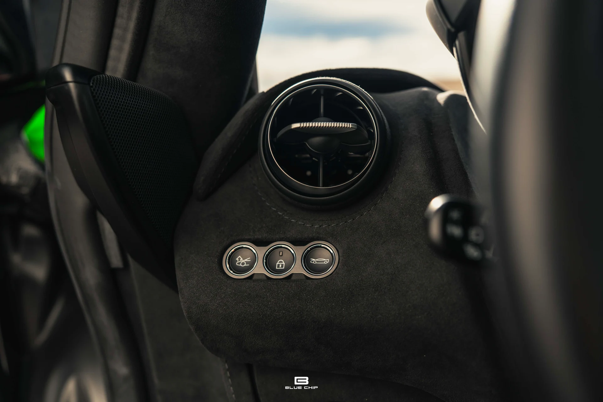 mph057_1119408620_691cb63dc749f9db1d4735c3_DSC_01220_0a7cd7aede