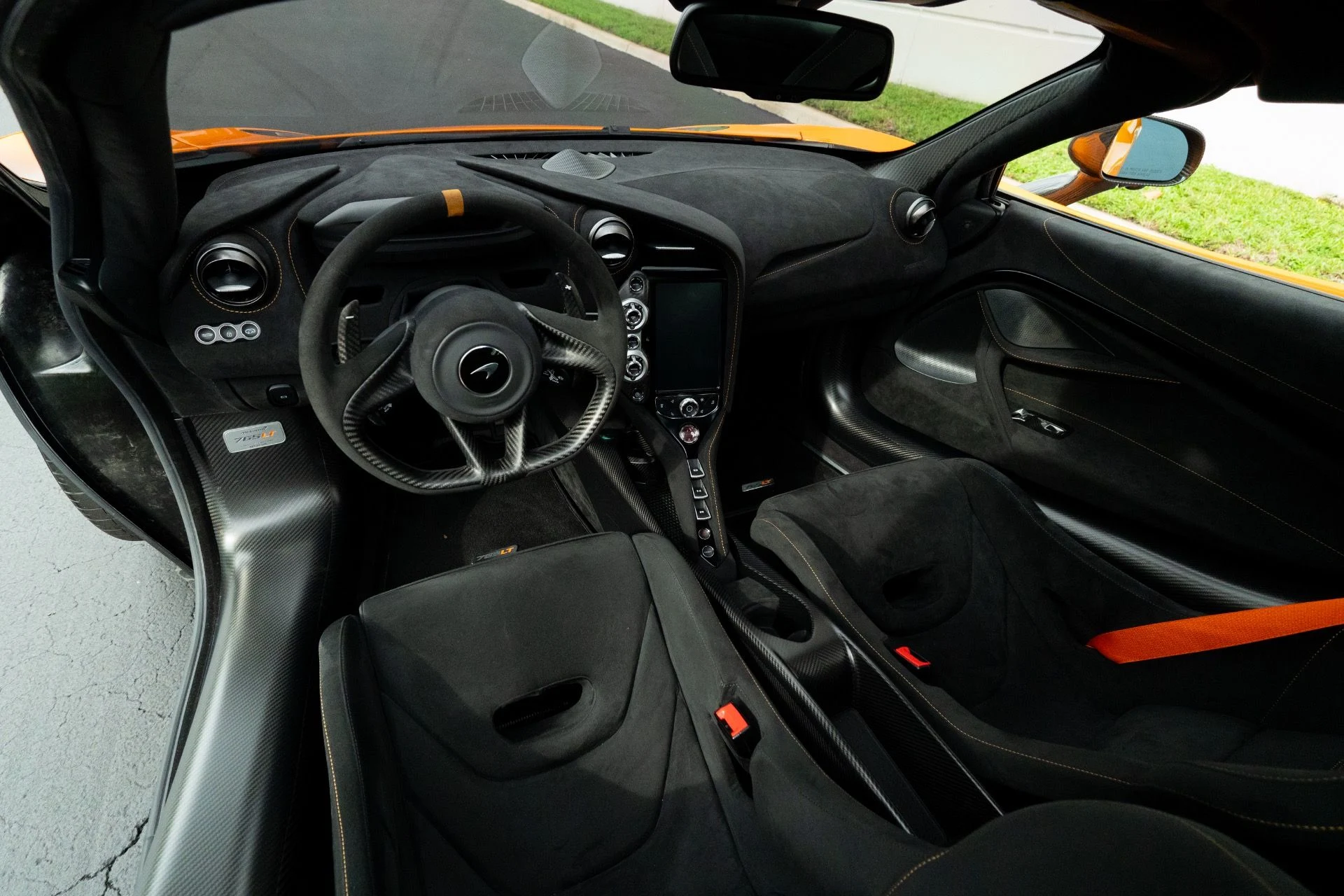 mph057_1121824925_Used_2021_Mc_Laren_765_LT_1757087774_c1f9889aca