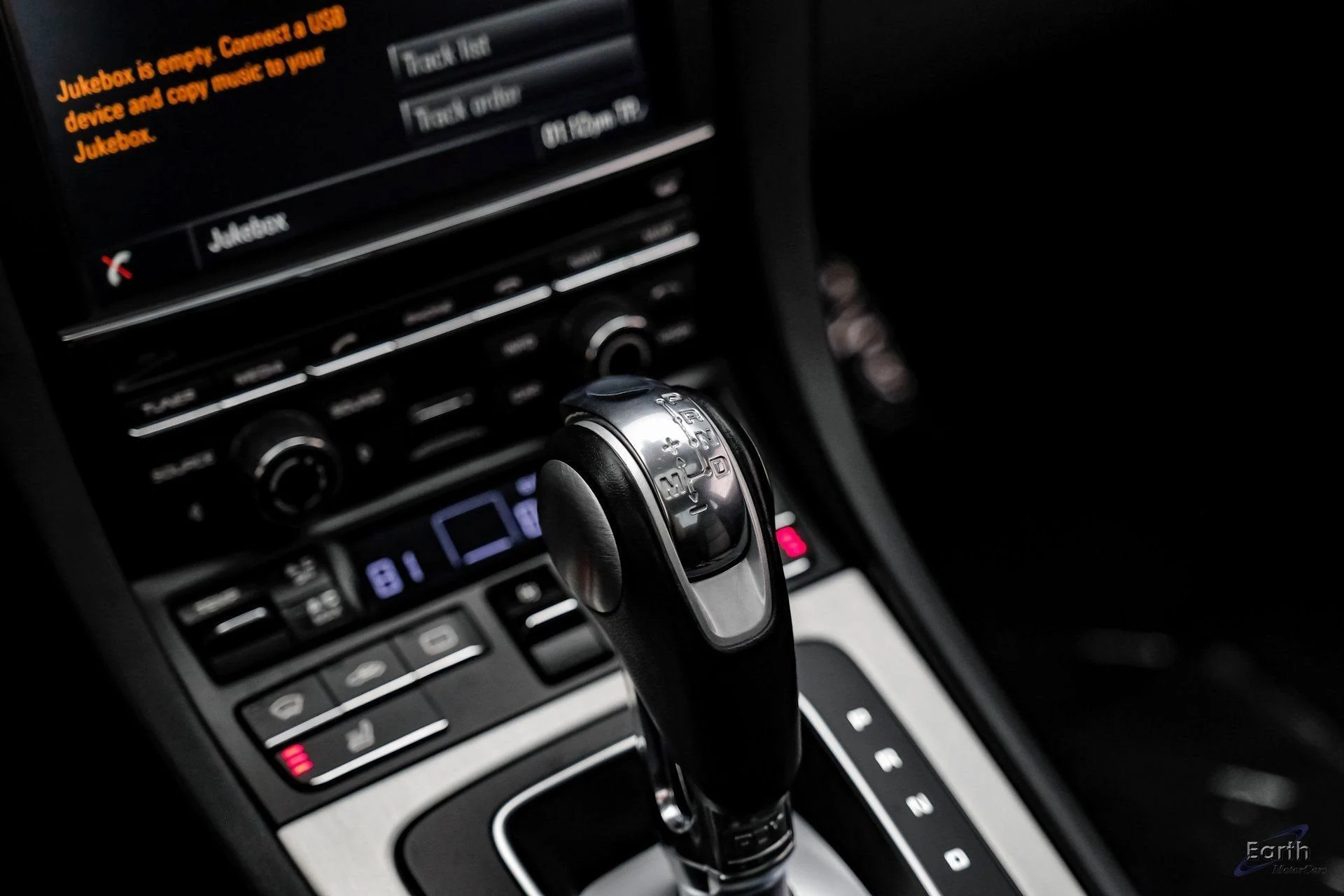 mph057_1172947171_fc9da31886c3bb5f9a9e88b1b6ca0f1dx_ae16333356