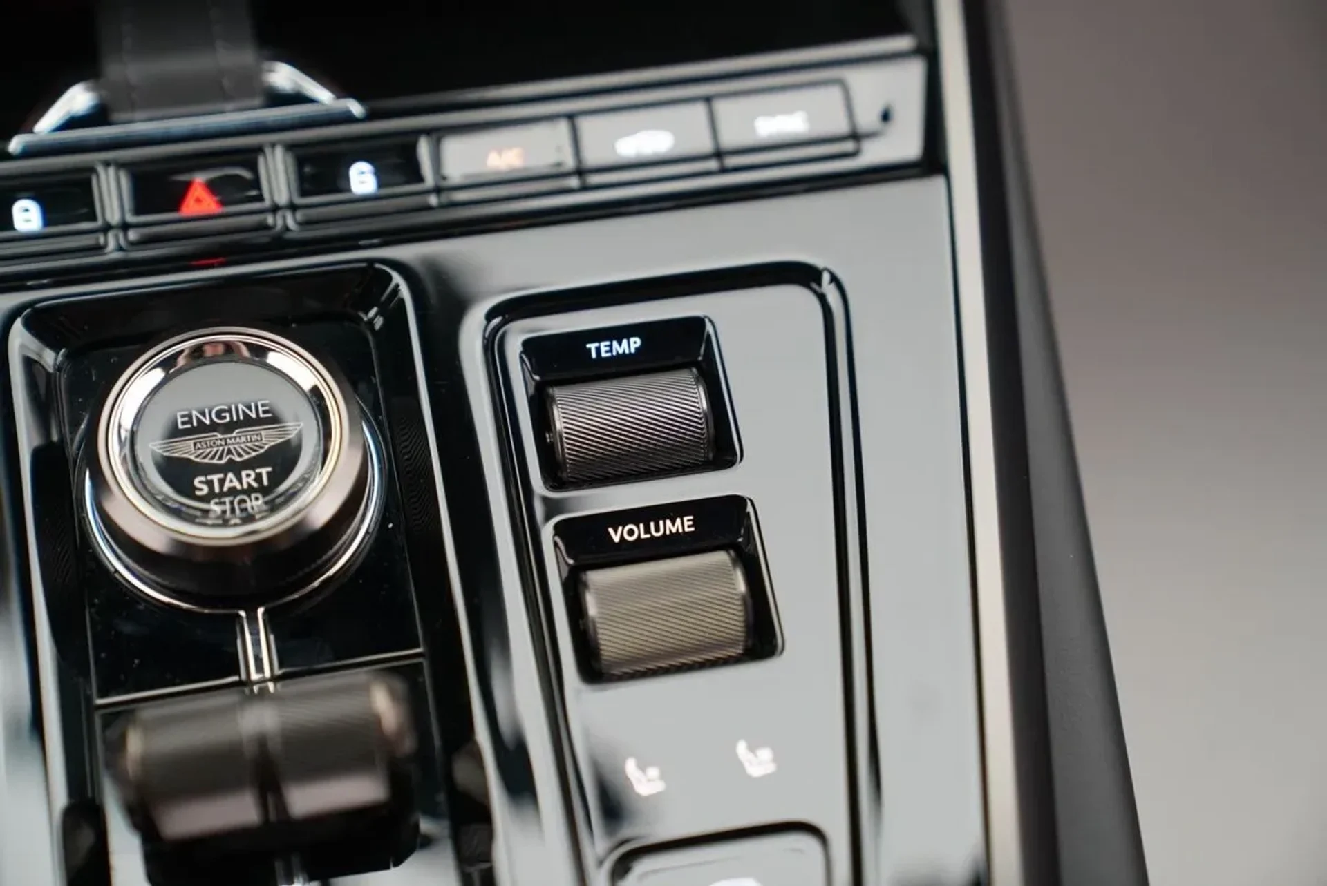 mph057_1210738333_b3309j860anjfytmtseoql5vueq5_a3f6c93784