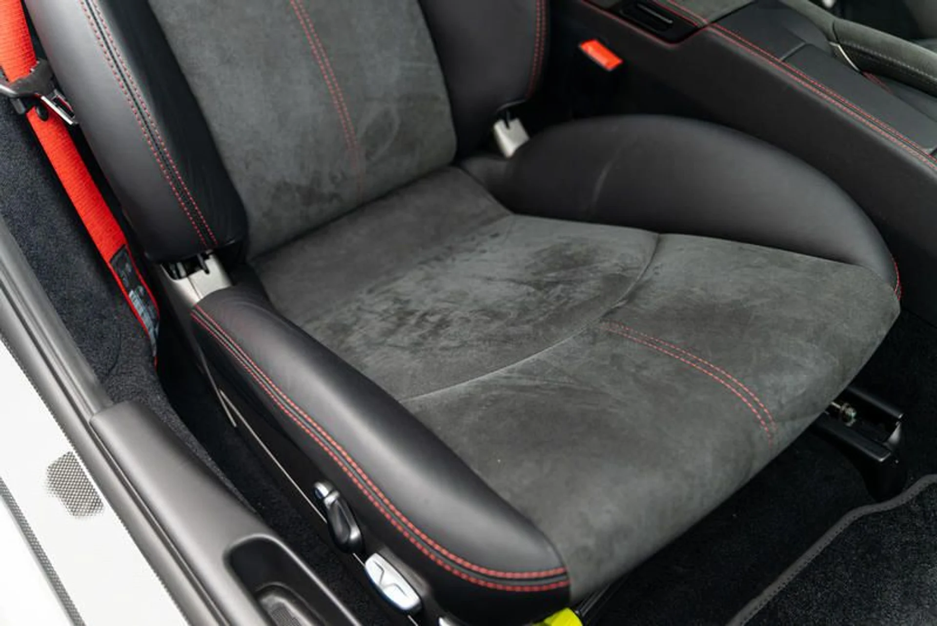 mph057_1225783138_4614_F53_F_EFEF_4_E48_8778_D44_A25_D4768_D_6c009a8218