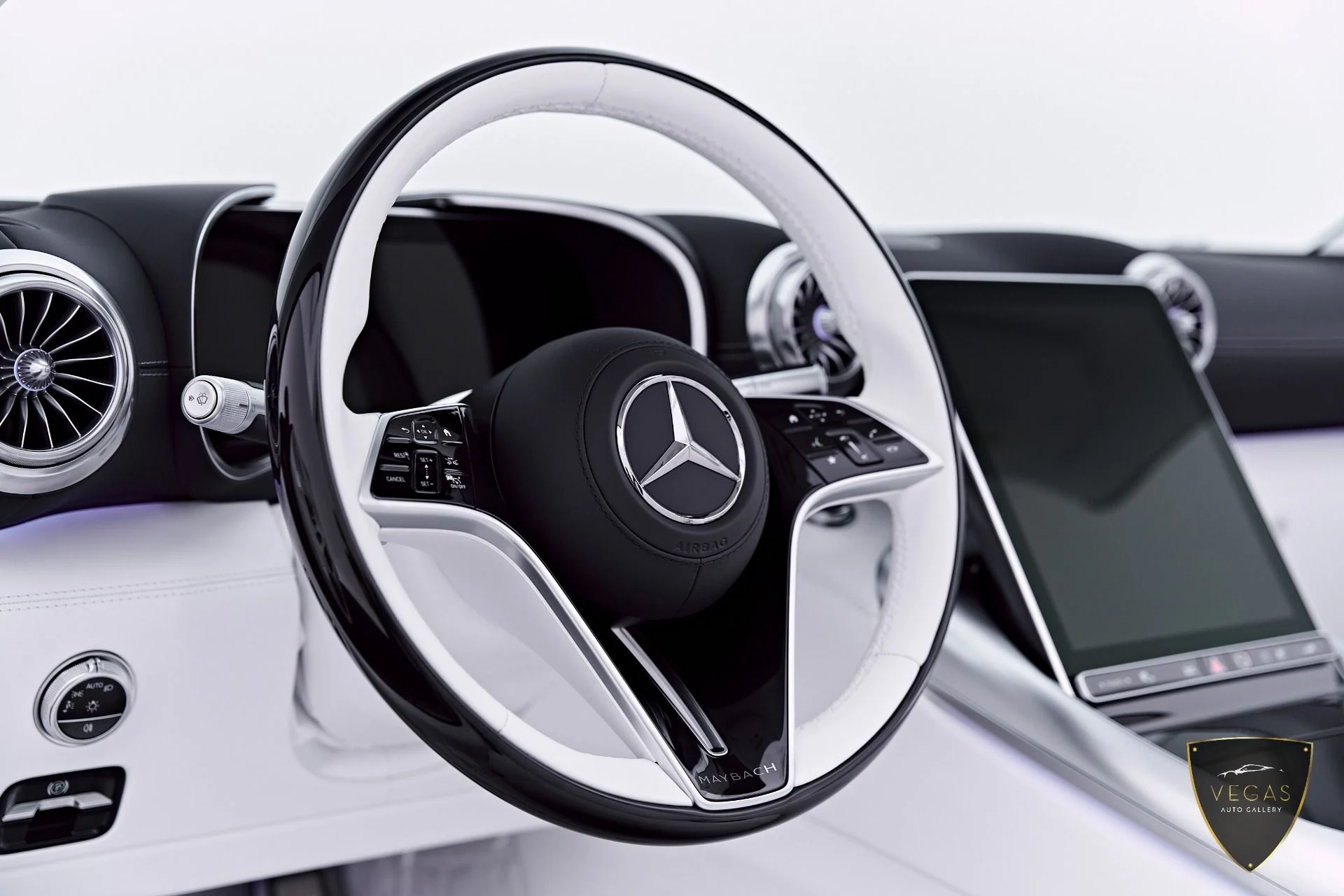 mph057_1234214669_Used_2026_Mercedes_Benz_SL_Class_Maybach_SL_680_1782236094_b56f3c6e34