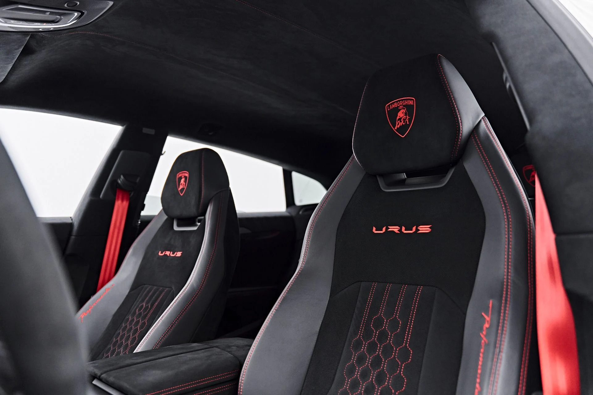 mph057_1235140405_Used_2023_Lamborghini_Urus_Performante_1790207638_c8ec896a0c