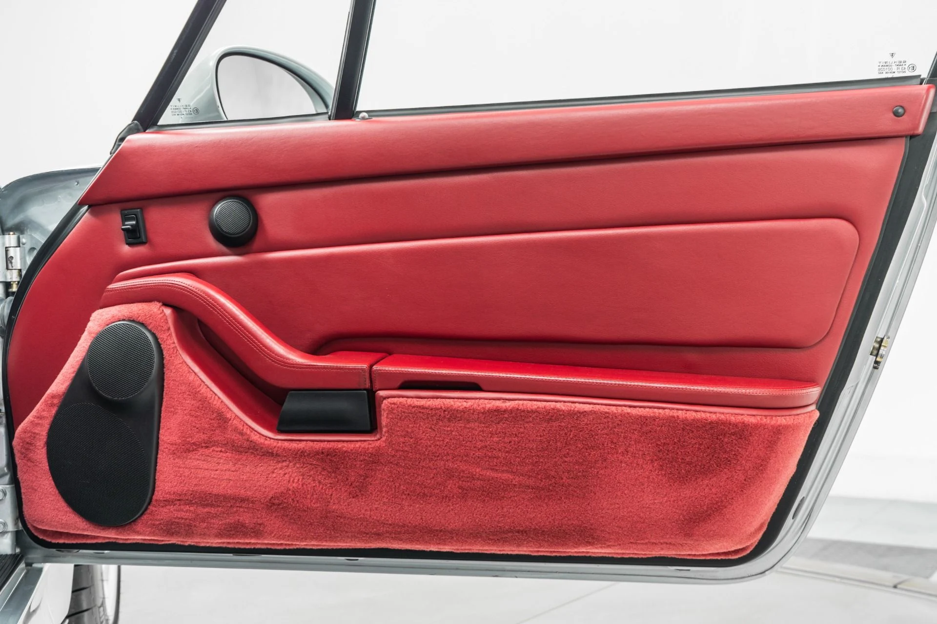 mph057_1294277025_Used_1996_Porsche_911_Carrera_4_S_Ro_W_Spec_Car_From_Italy_Porsche_PPS_Excellent_Condition_1774029333_327f03784e