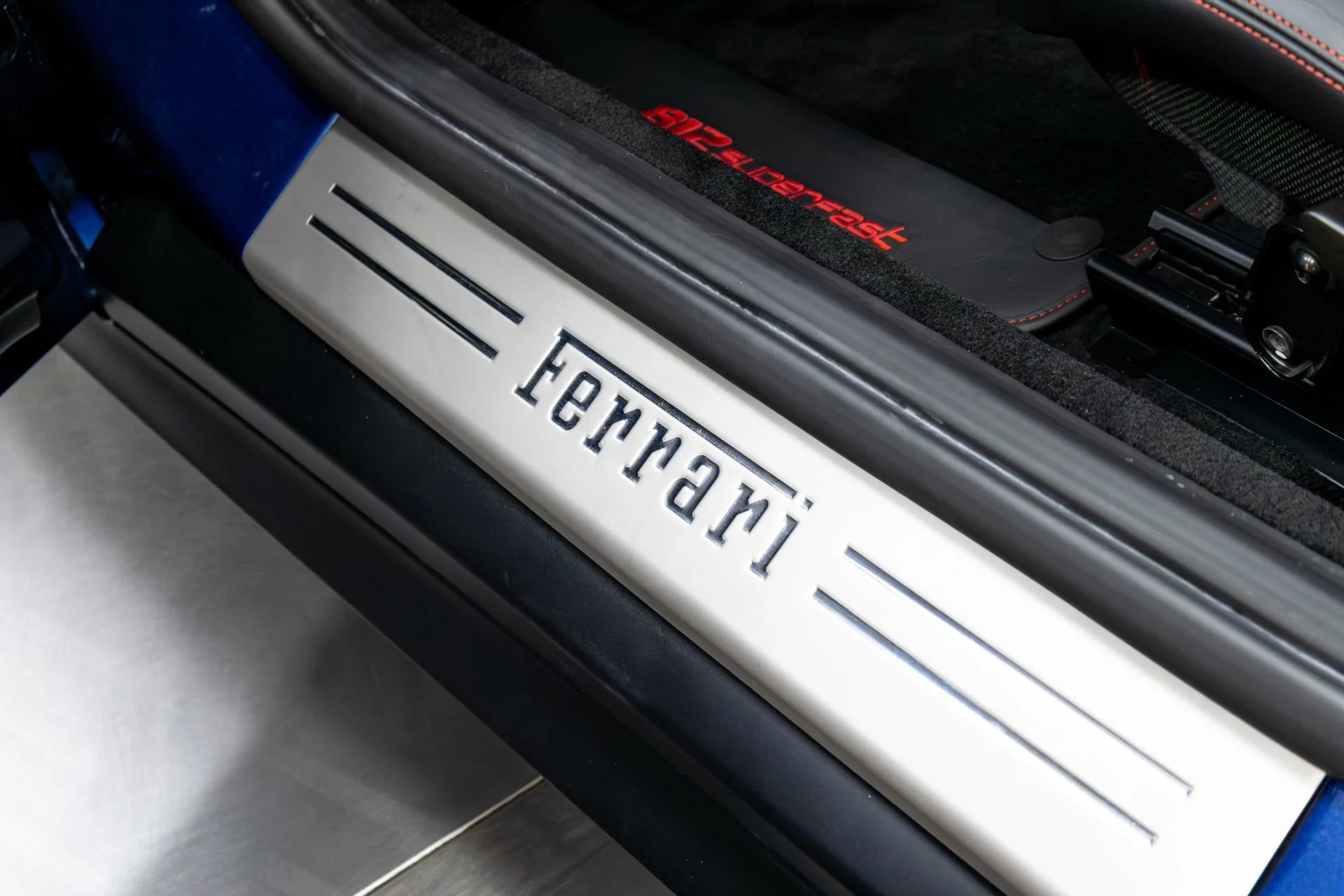 mph057_1316980054_Used_2019_Ferrari_812_Superfast_1774911934_58b73510cb