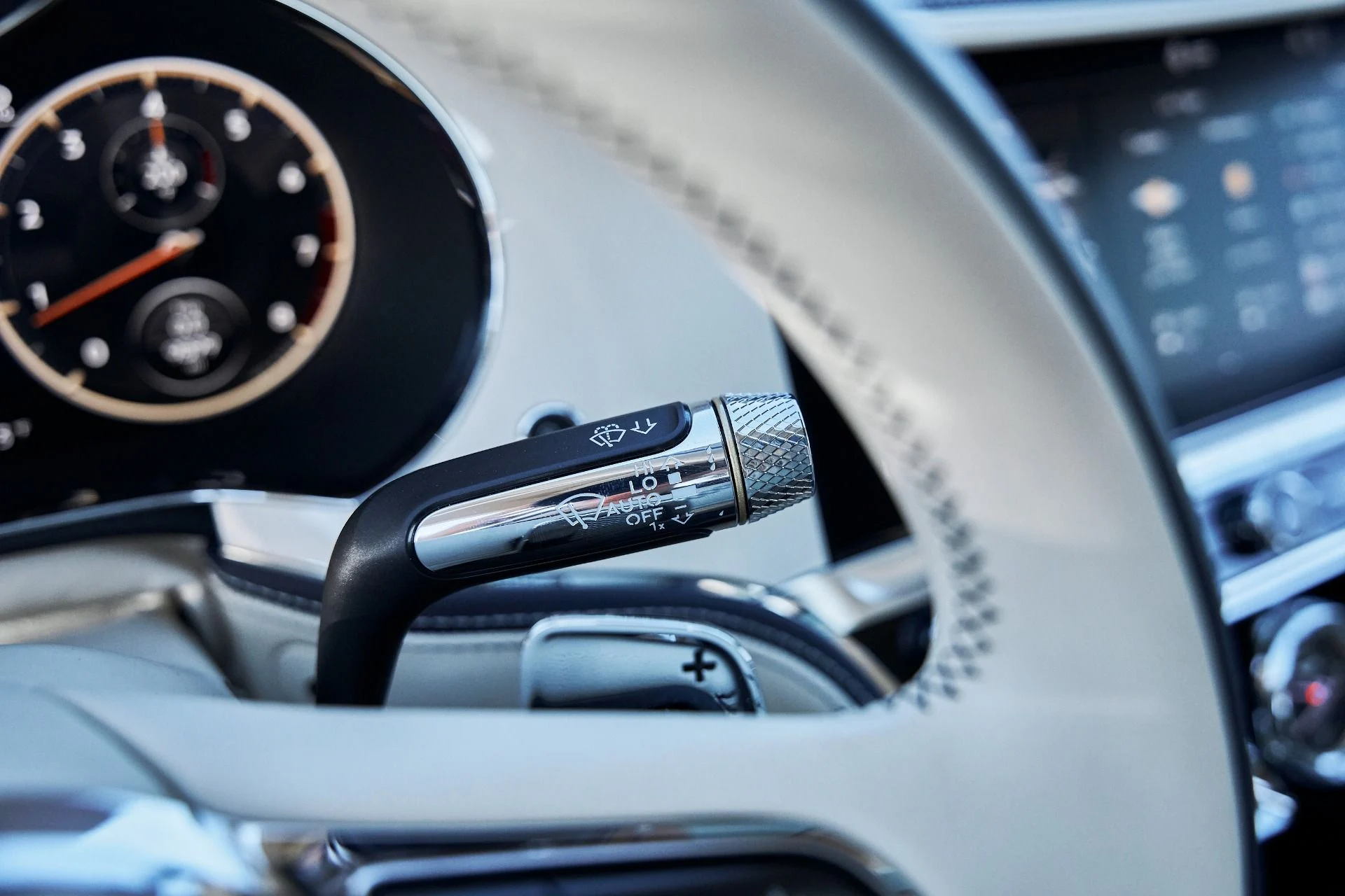 mph057_133986141_Used_2024_Bentley_Flying_Spur_Mulliner_V8_1773796282_48d334e4b8