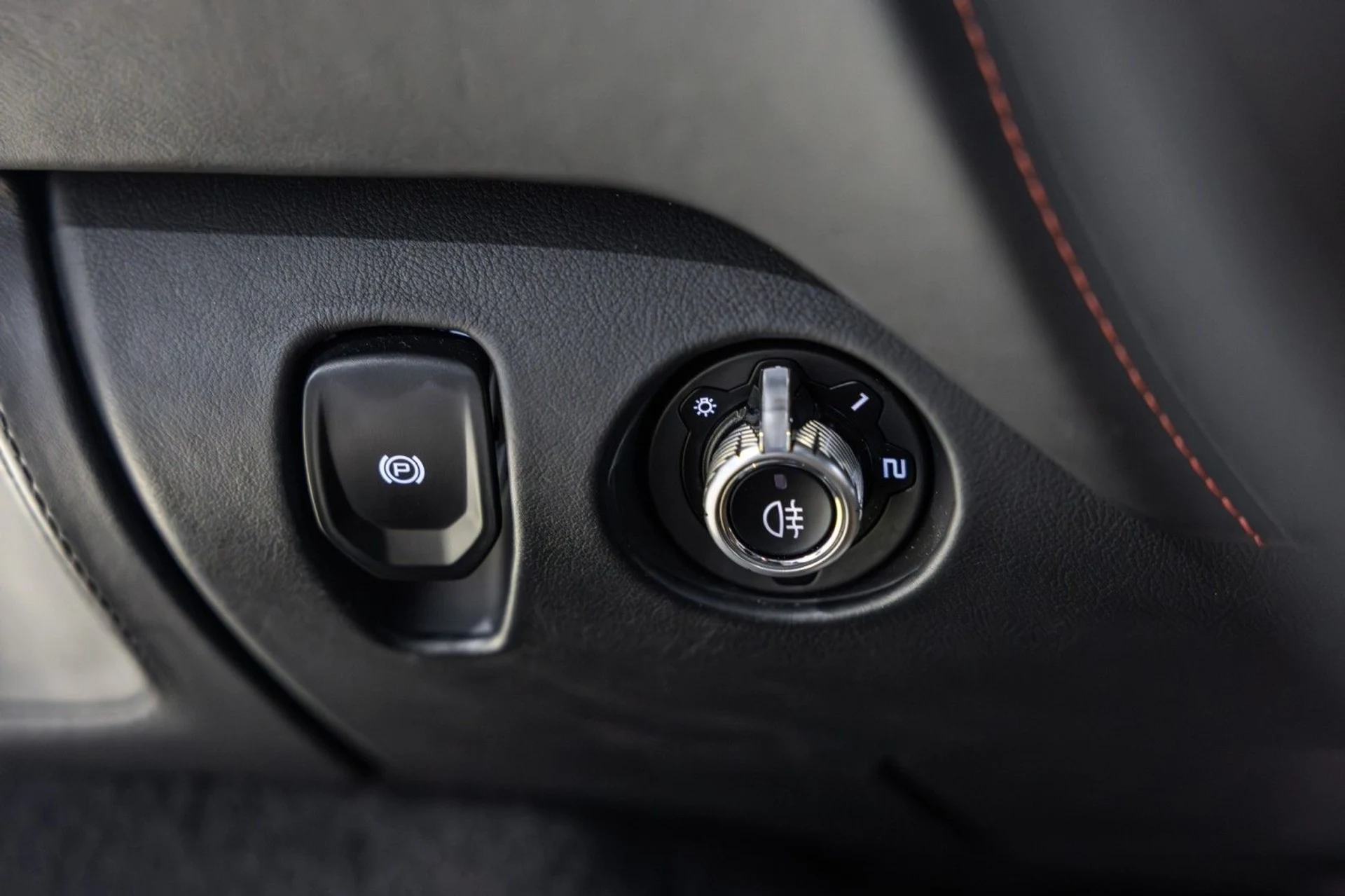 mph057_1350733915_dw_e2555f5c87